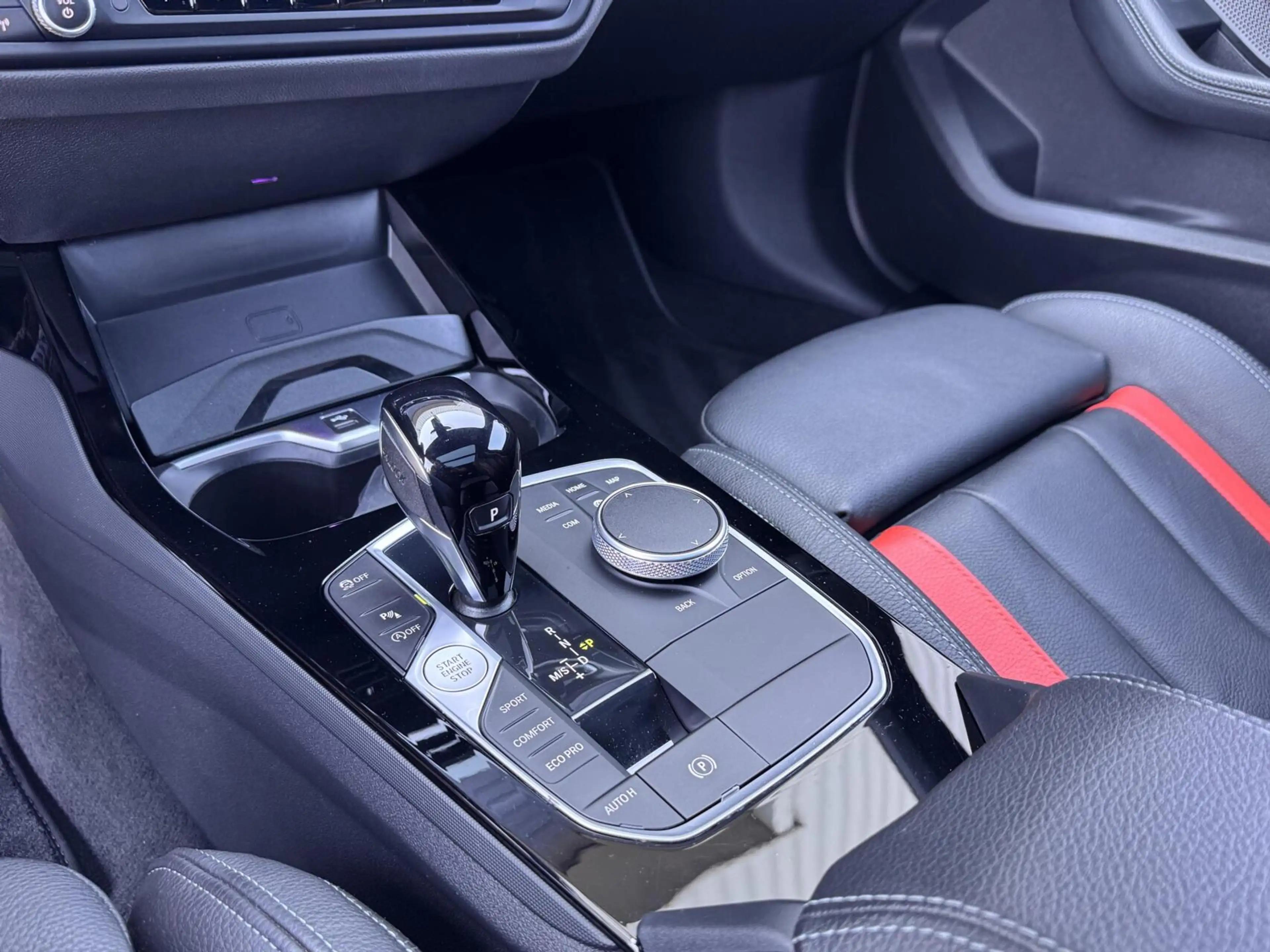 BMW 135 1-serie M135i xDrive Edition Colorvision M Sport P — photo 38