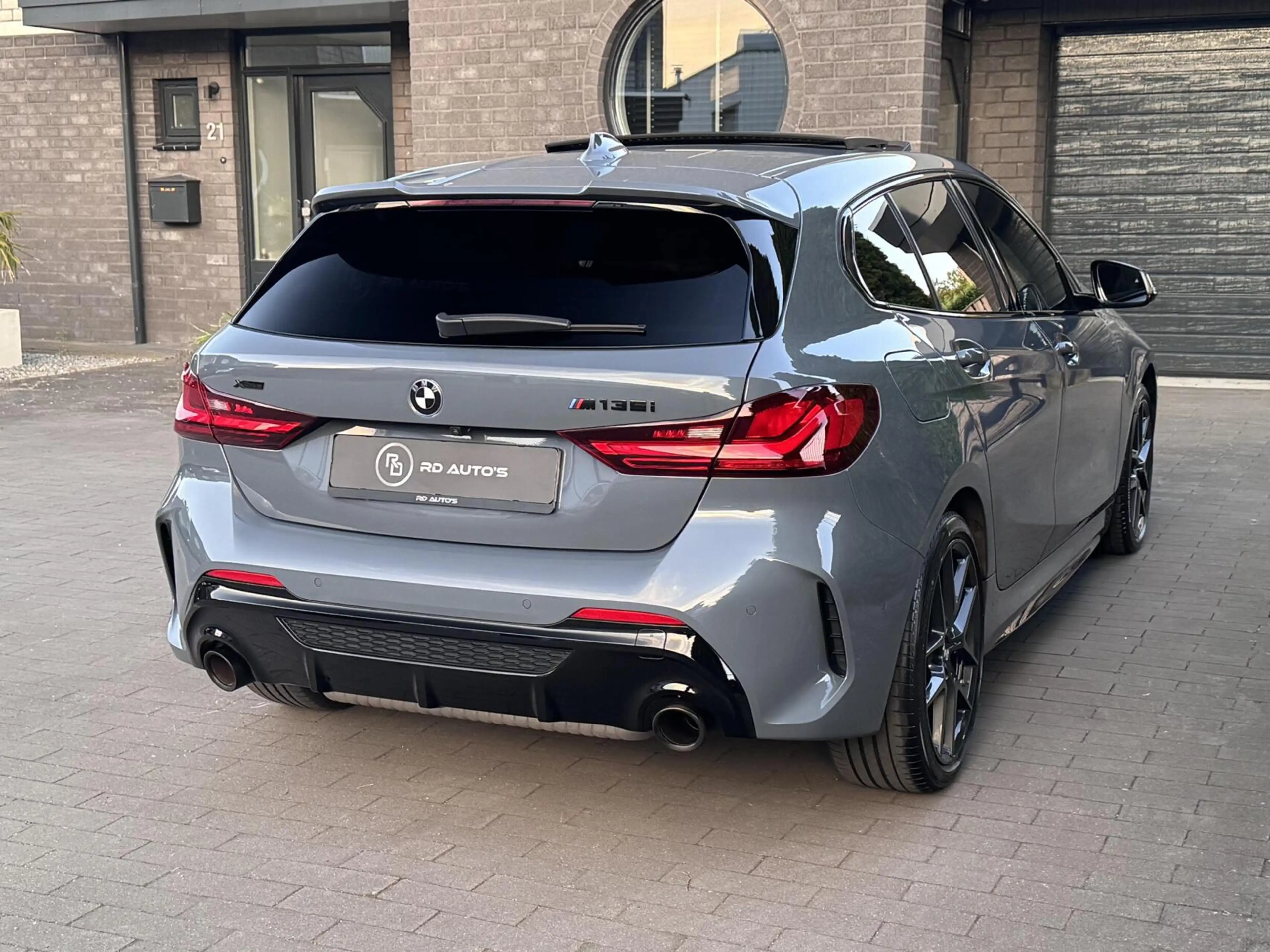 BMW 135 1-serie M135i xDrive Edition Colorvision M Sport P — photo 13