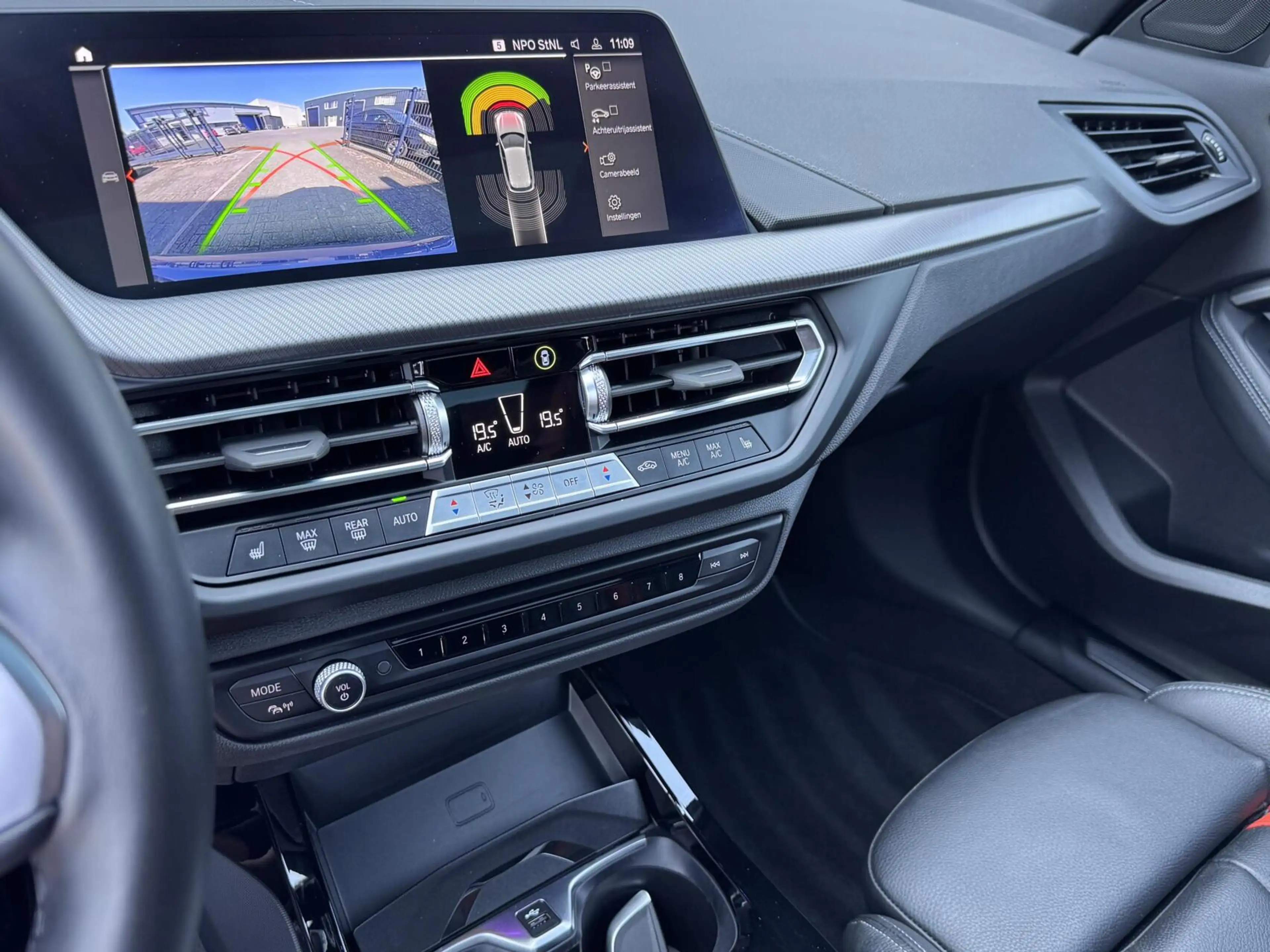 BMW 135 1-serie M135i xDrive Edition Colorvision M Sport P — photo 37
