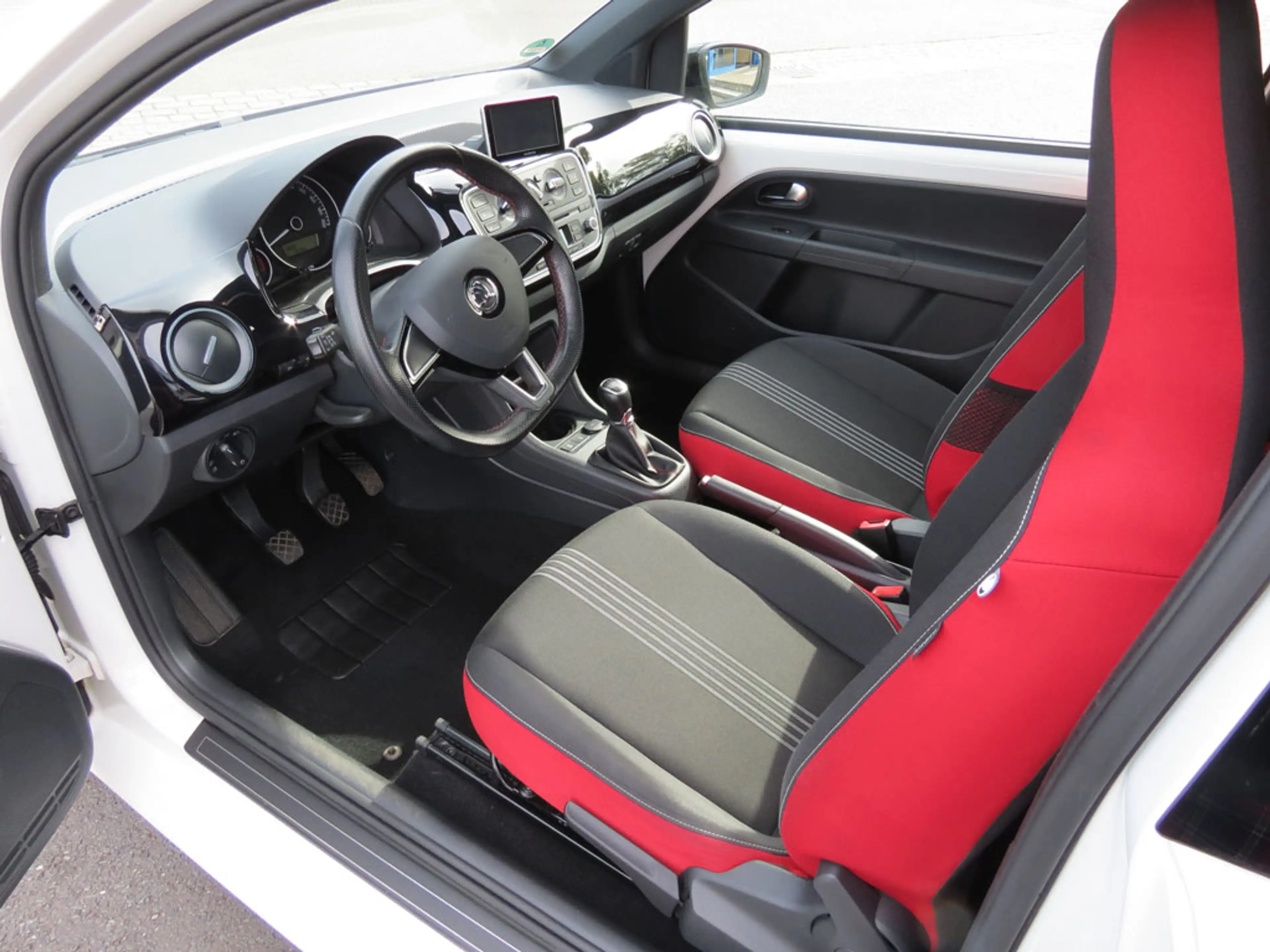 Skoda Citigo Monte Carlo Navi DAB — photo 7