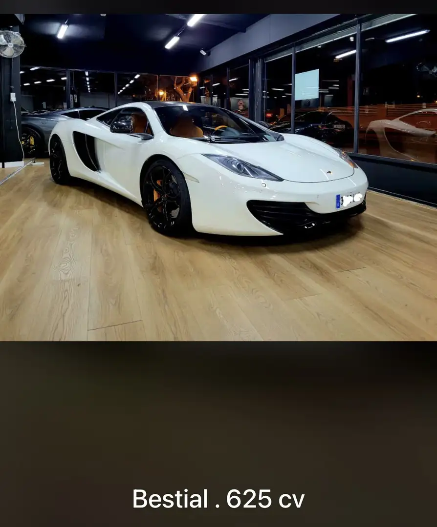 McLaren MP4-12C full - 2