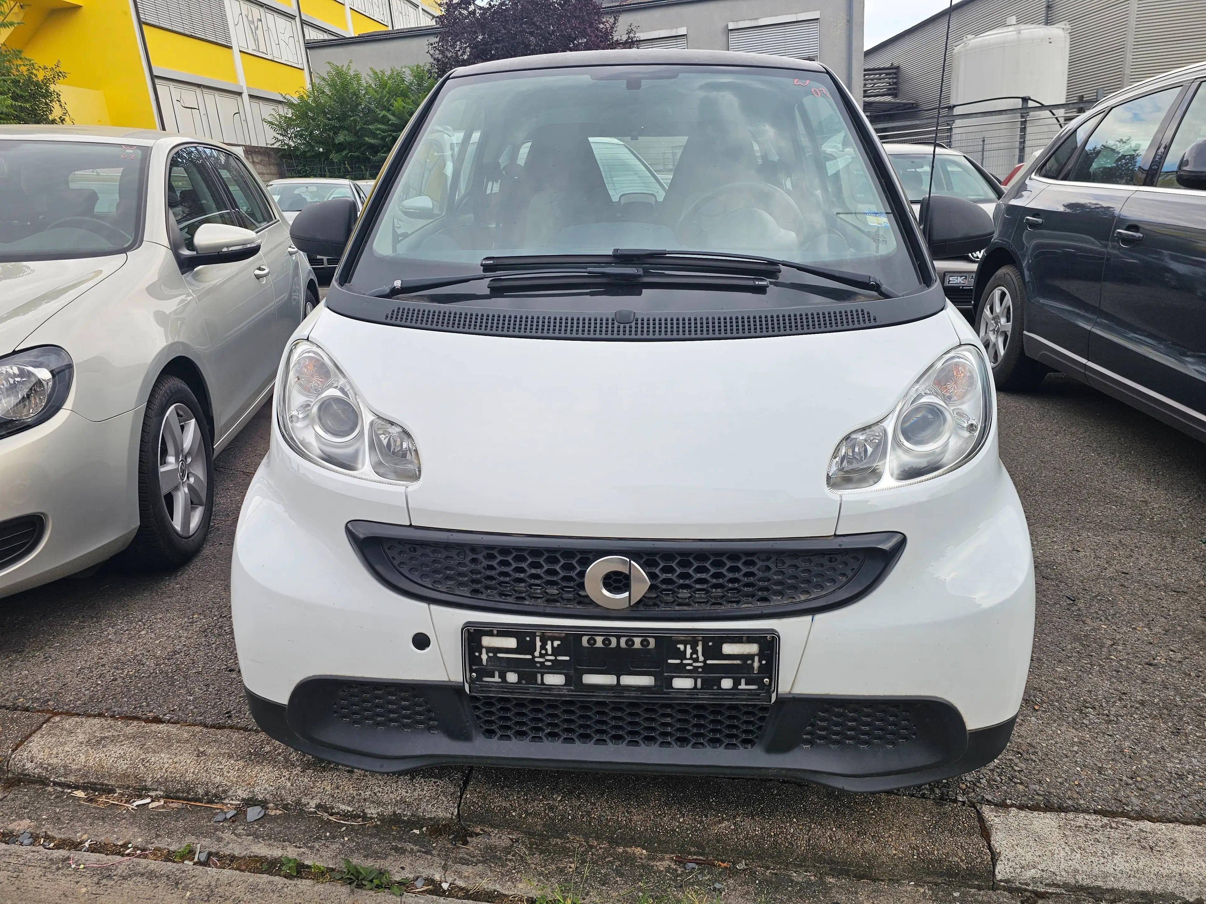 smart forTwo 1.0 Micro Hybrid Drive 45 kW (451.334) Automatik Klima — photo 2