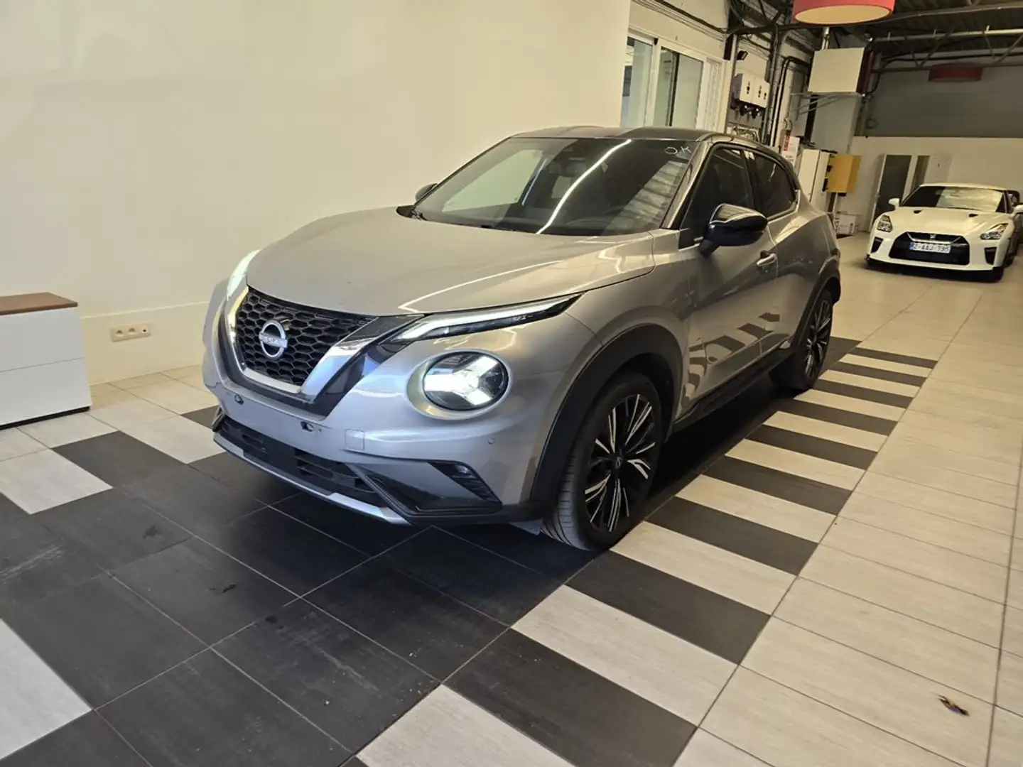 Nissan Juke /N-DESIGN / DIG-T 114//Automaat Zilver - 1