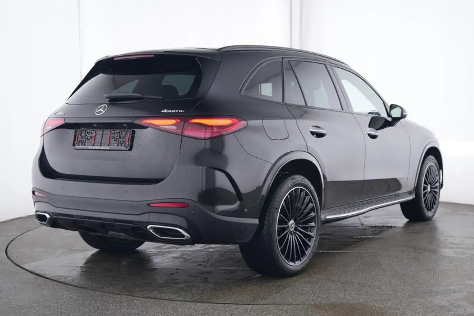 Mercedes-Benz GLC 300 GLC 300e Automaat 4MATIC AMG Line | Premium Plus P Noir - 2