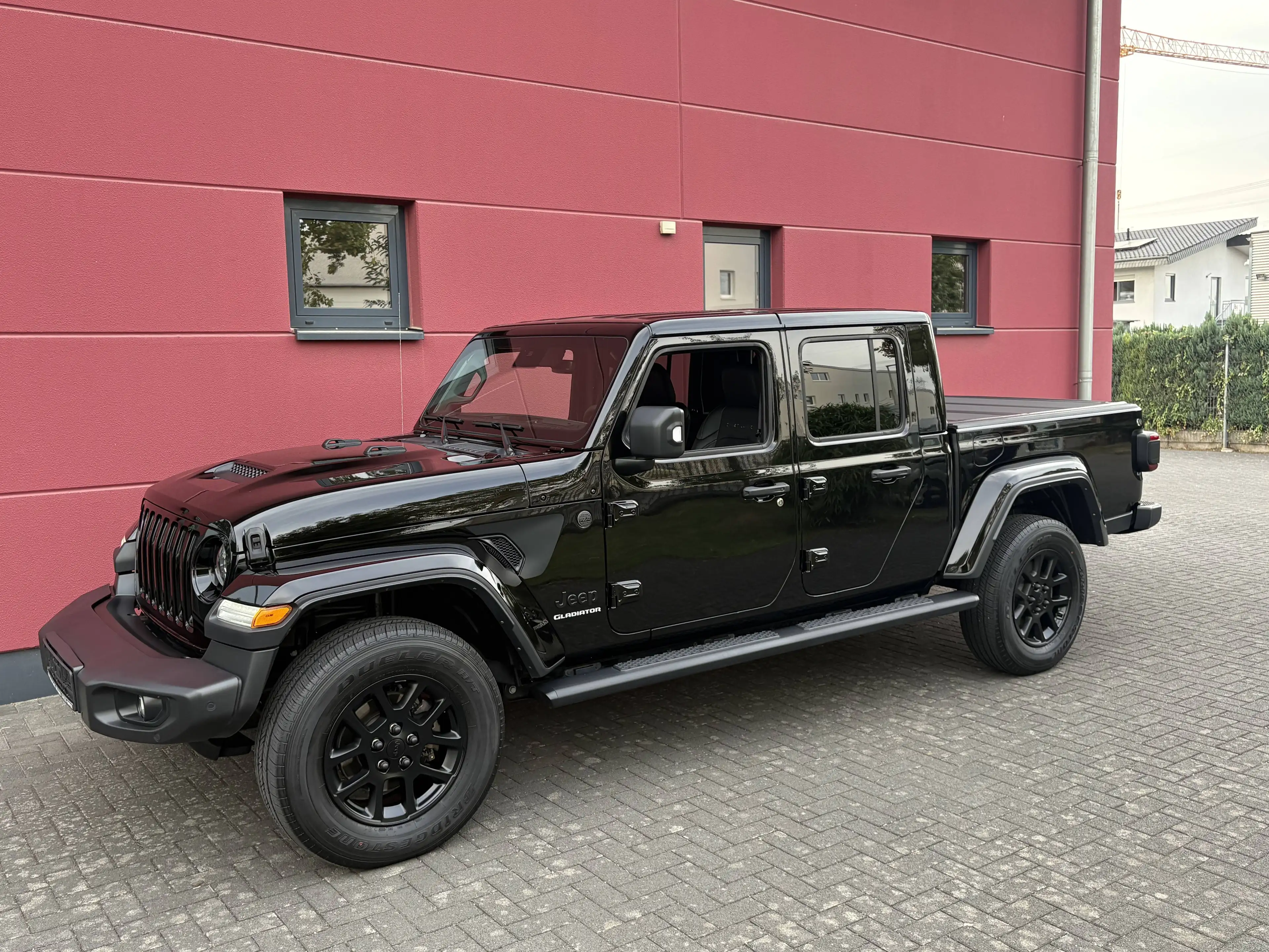 Jeep Gladiator 3.0 V6 AWD AUT. SONDERMODELL FAROUT FINAL EDITION LEDER KAMERA ALPINE TOP*