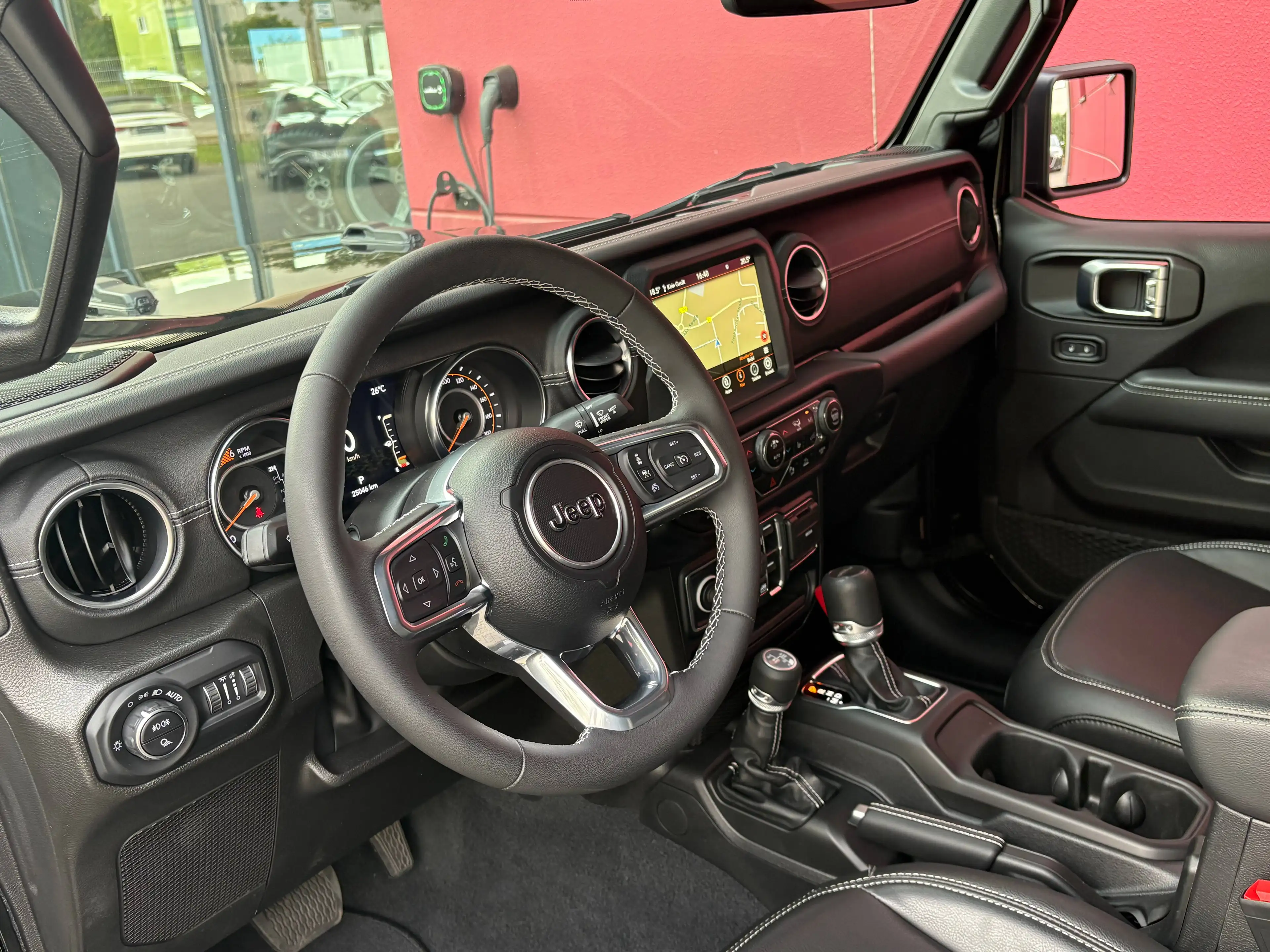 Jeep Gladiator 3.0 V6 AWD AUT. SONDERMODELL FAROUT FINAL EDITION LEDER KAMERA ALPINE TOP* — photo 10