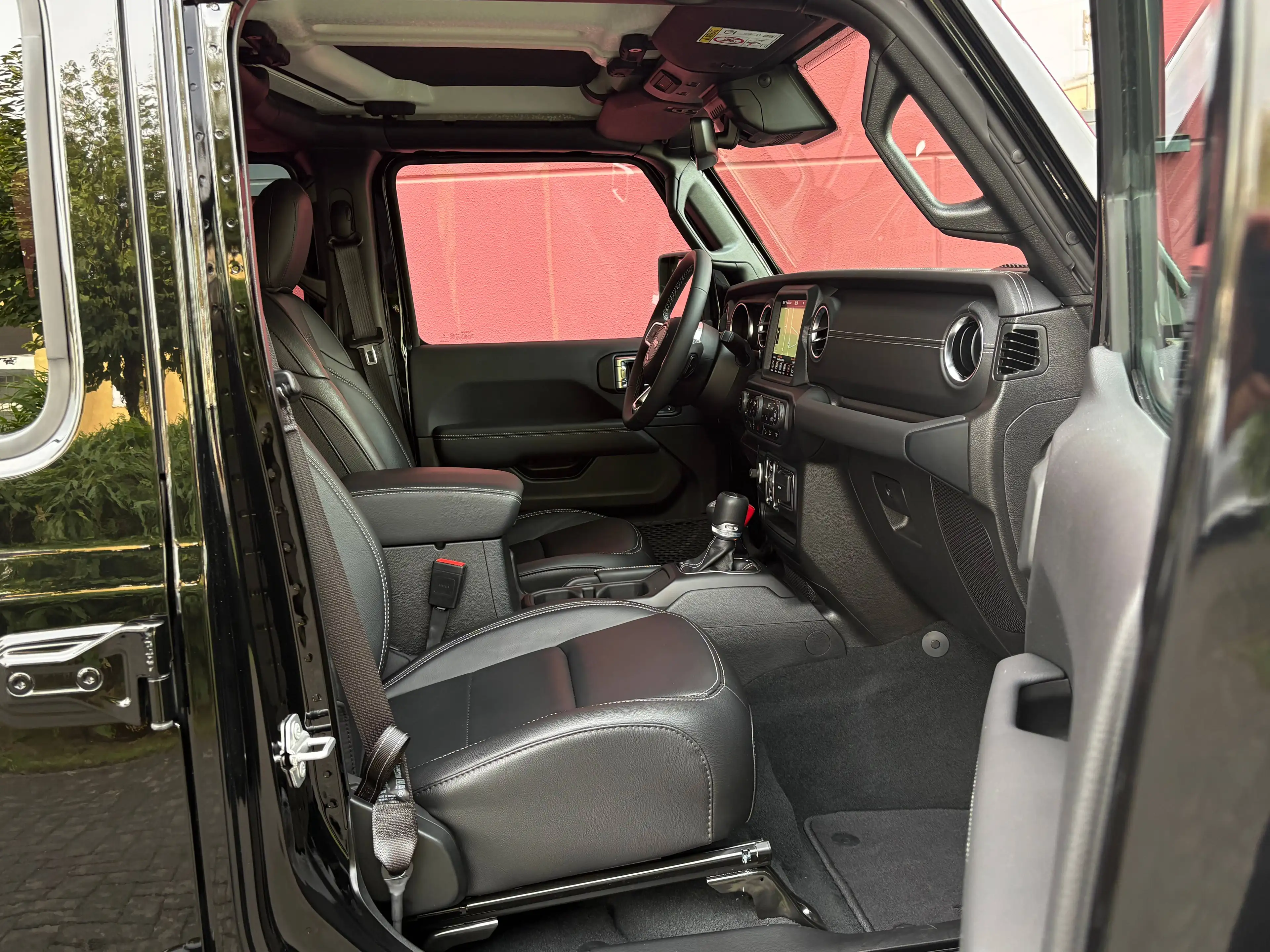 Jeep Gladiator 3.0 V6 AWD AUT. SONDERMODELL FAROUT FINAL EDITION LEDER KAMERA ALPINE TOP* — photo 12