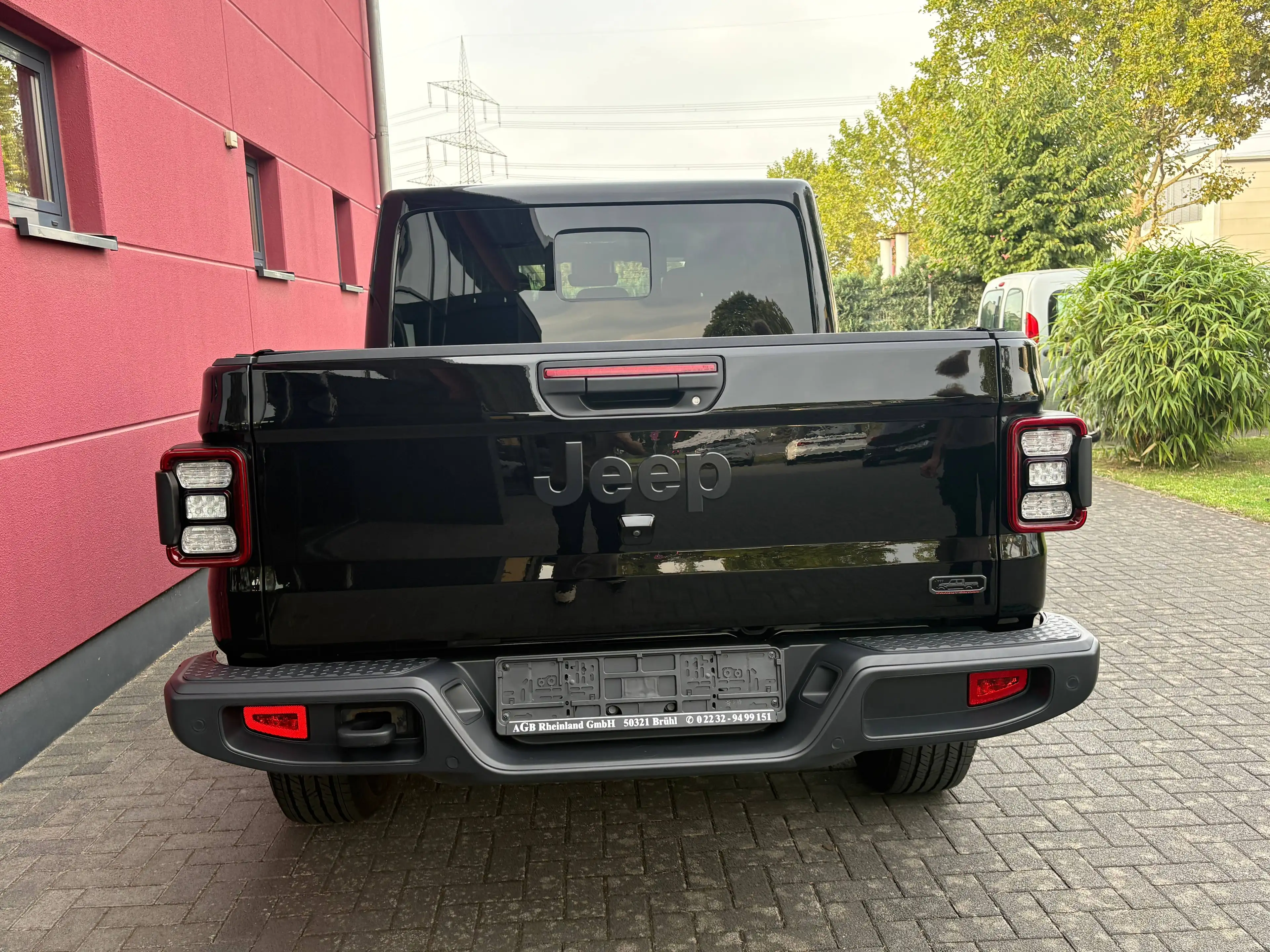 Jeep Gladiator 3.0 V6 AWD AUT. SONDERMODELL FAROUT FINAL EDITION LEDER KAMERA ALPINE TOP* — photo 7