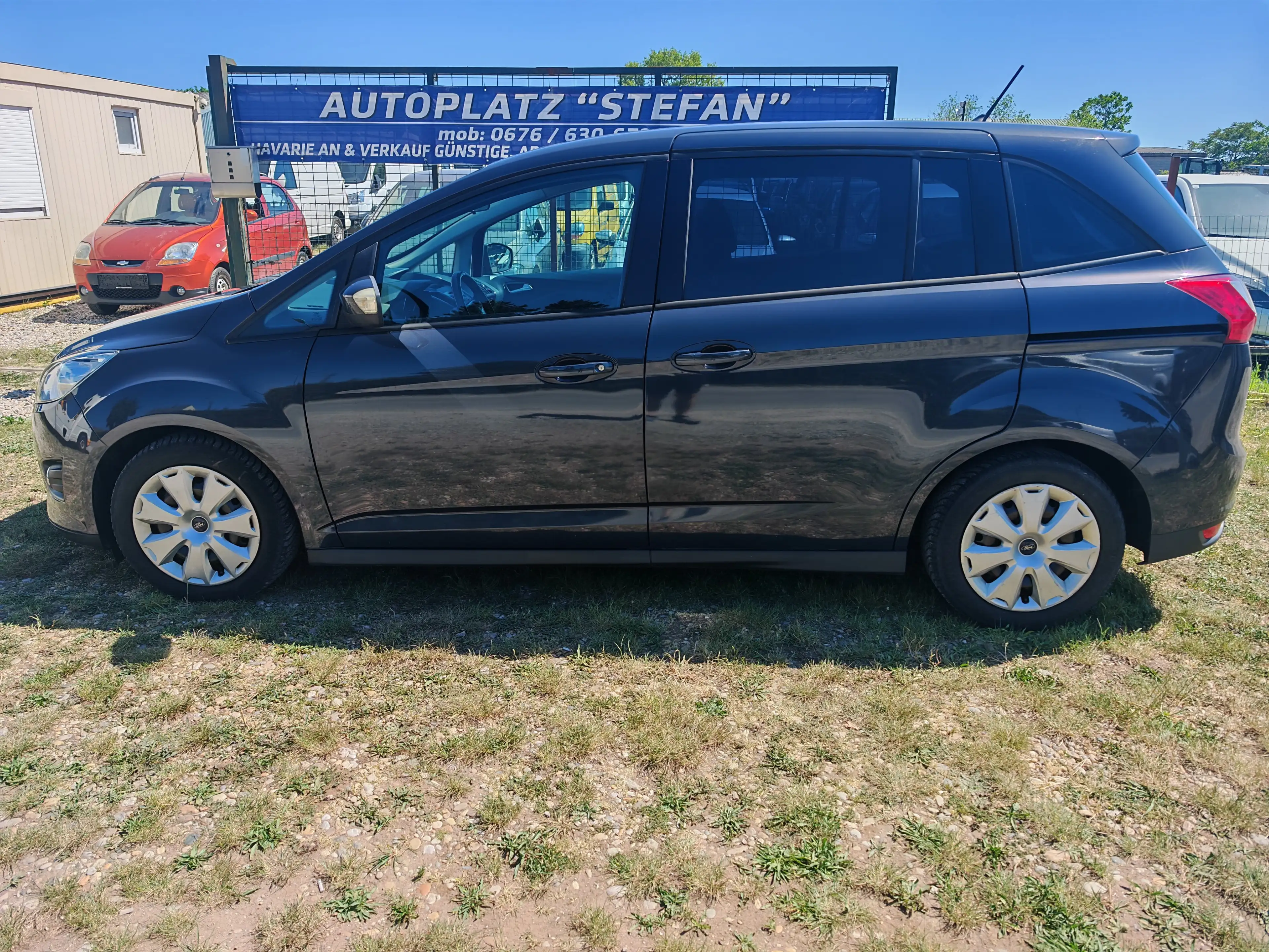 Ford Grand C-Max Trend 1.6i — photo 7