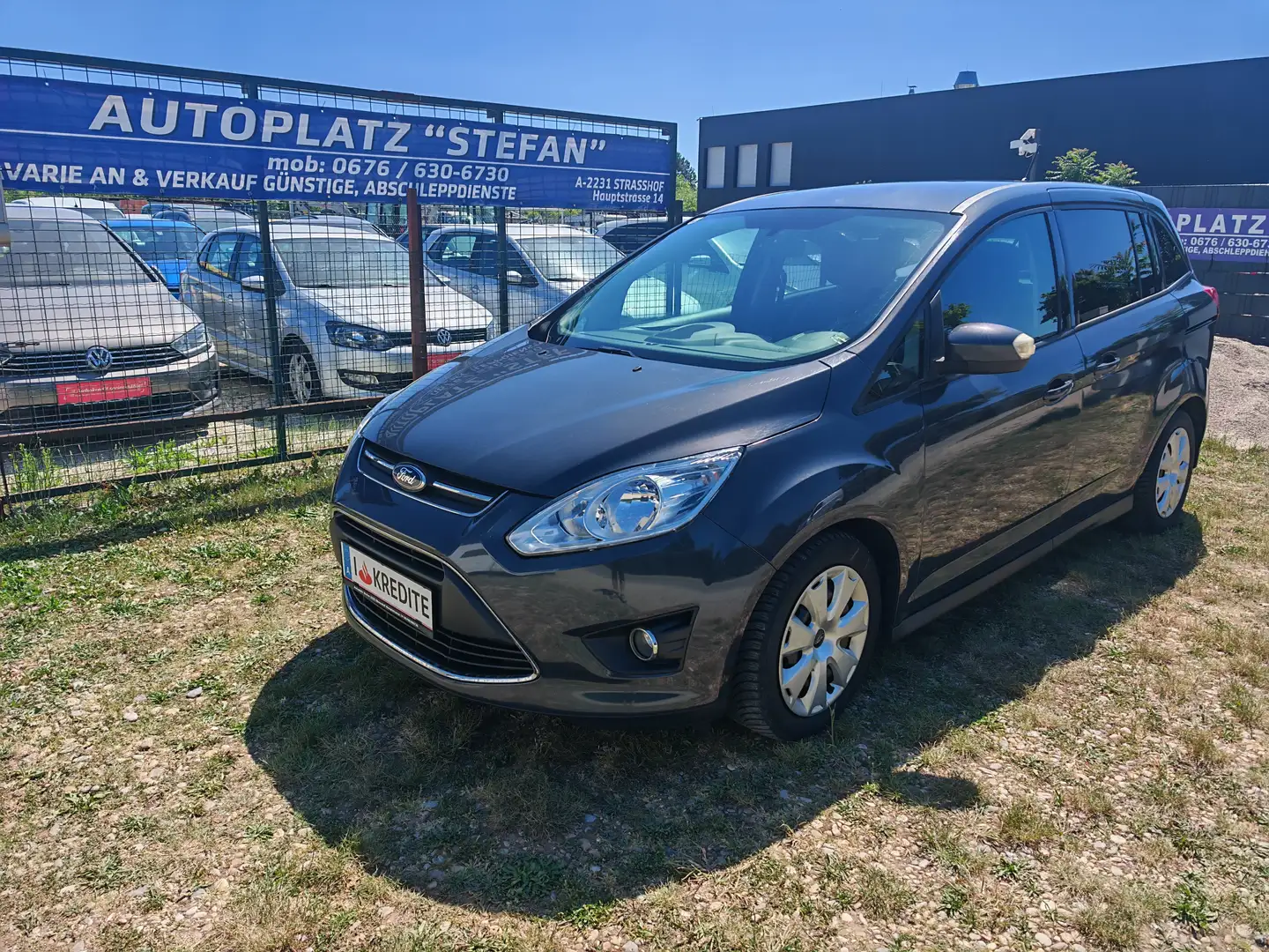 Ford Grand C-Max Trend 1.6i Grau - 2