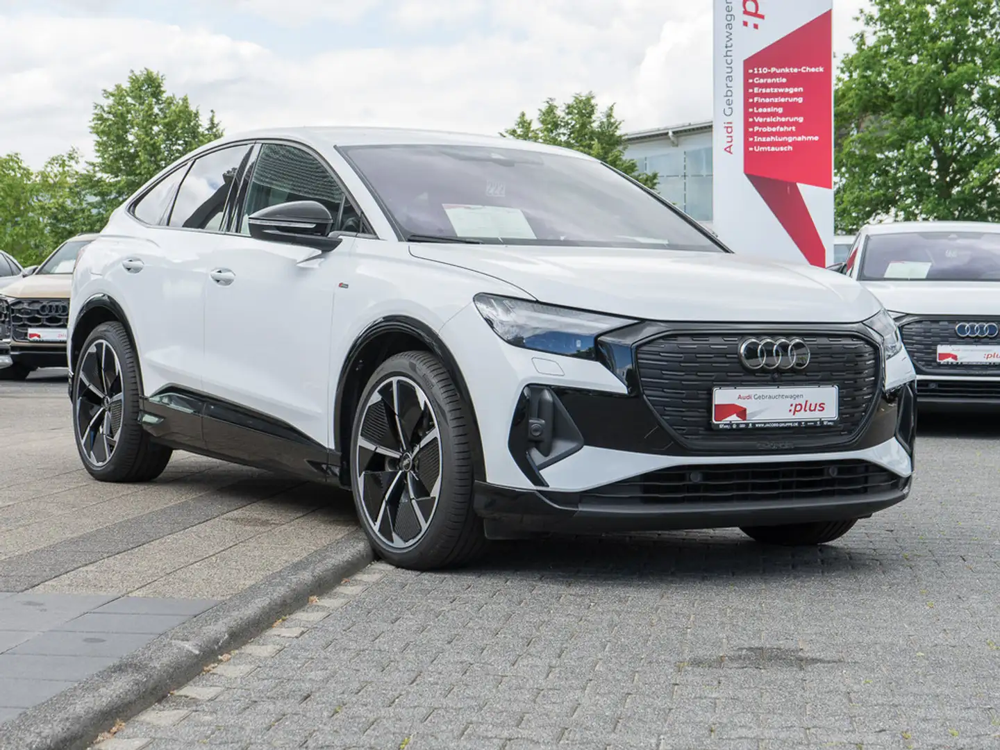 Audi Q4 e-tron 45 qu. 2xS line Edition/Matrix/Wärmepumpe/ACC/AHK Weiß - 2