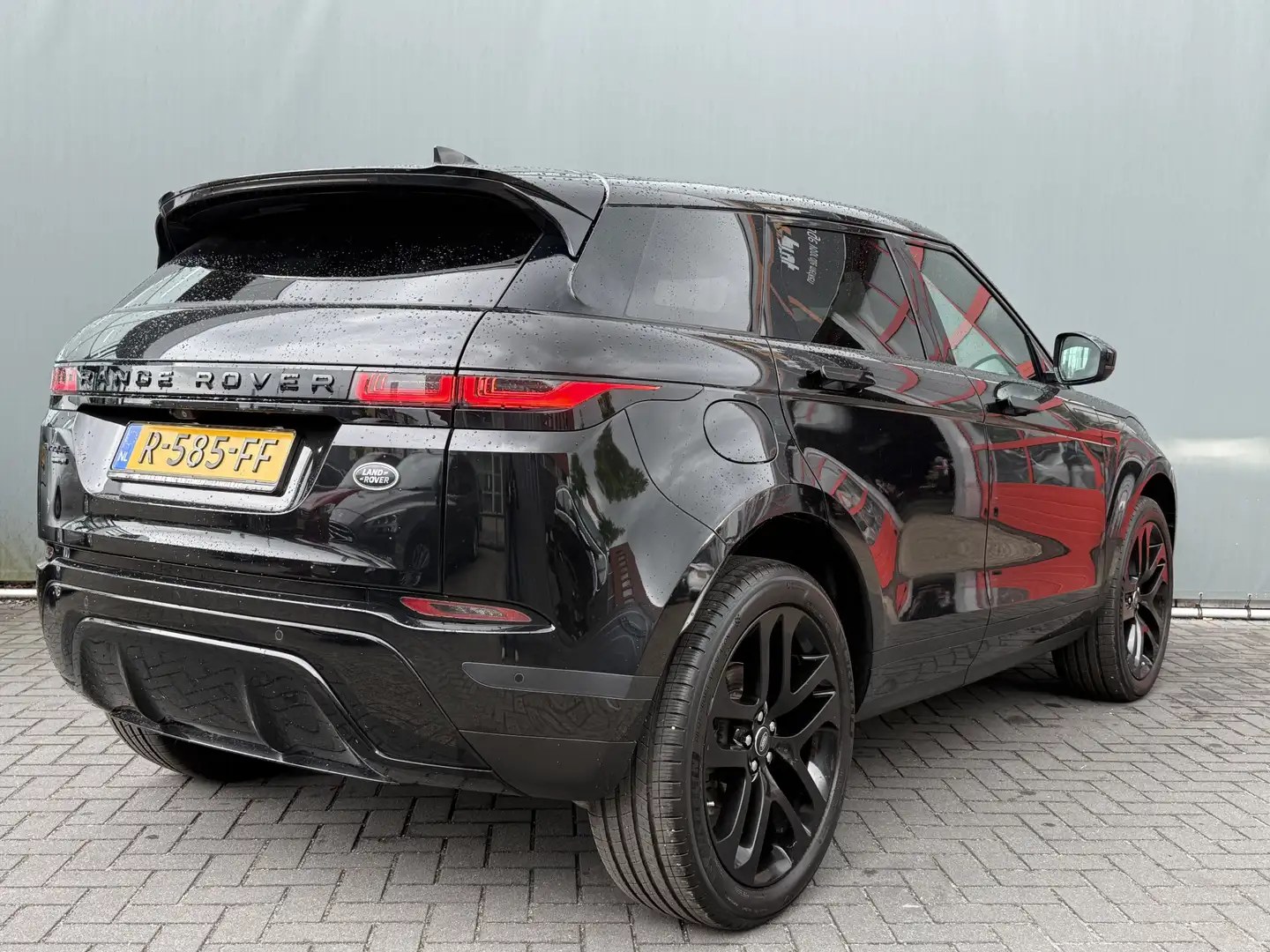 Land Rover Range Rover Evoque BWJ 2019 2.0 D150 150 PK AWD R-Dynamic SE AUTOMAAT Negro - 2