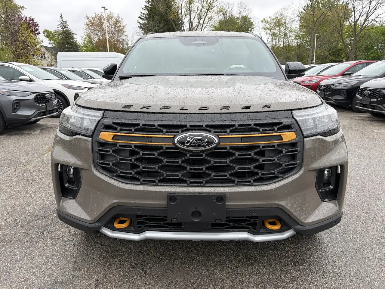 Ford Explorer photo Ford Explorer