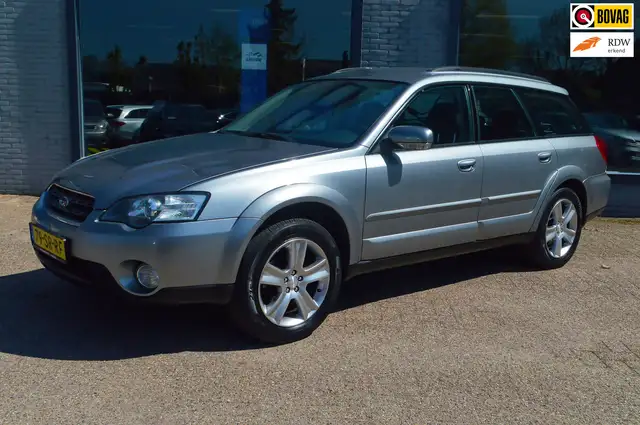 Subaru OUTBACK 2.5i Comfort LEER/STOELVERWARMING/TREKHAAK
