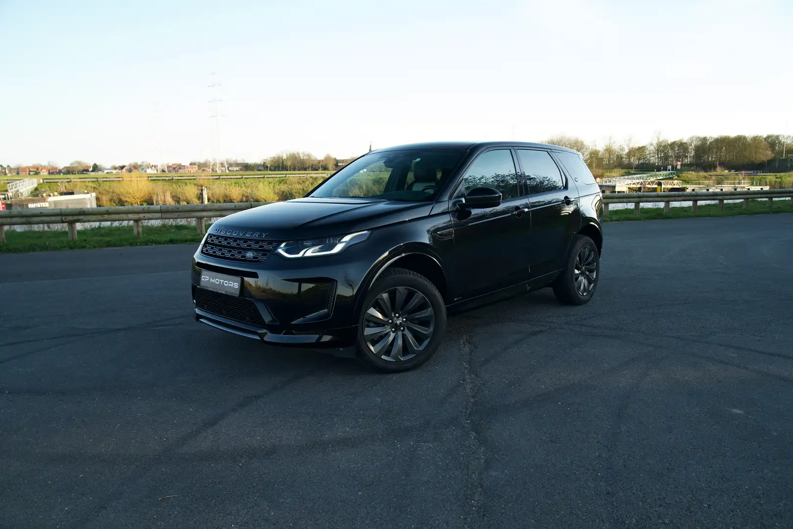 Land Rover Discovery Sport 2.0D | R-DYNAMIC | PANO | MEMORY | LED | CARPLAY Negro - 2