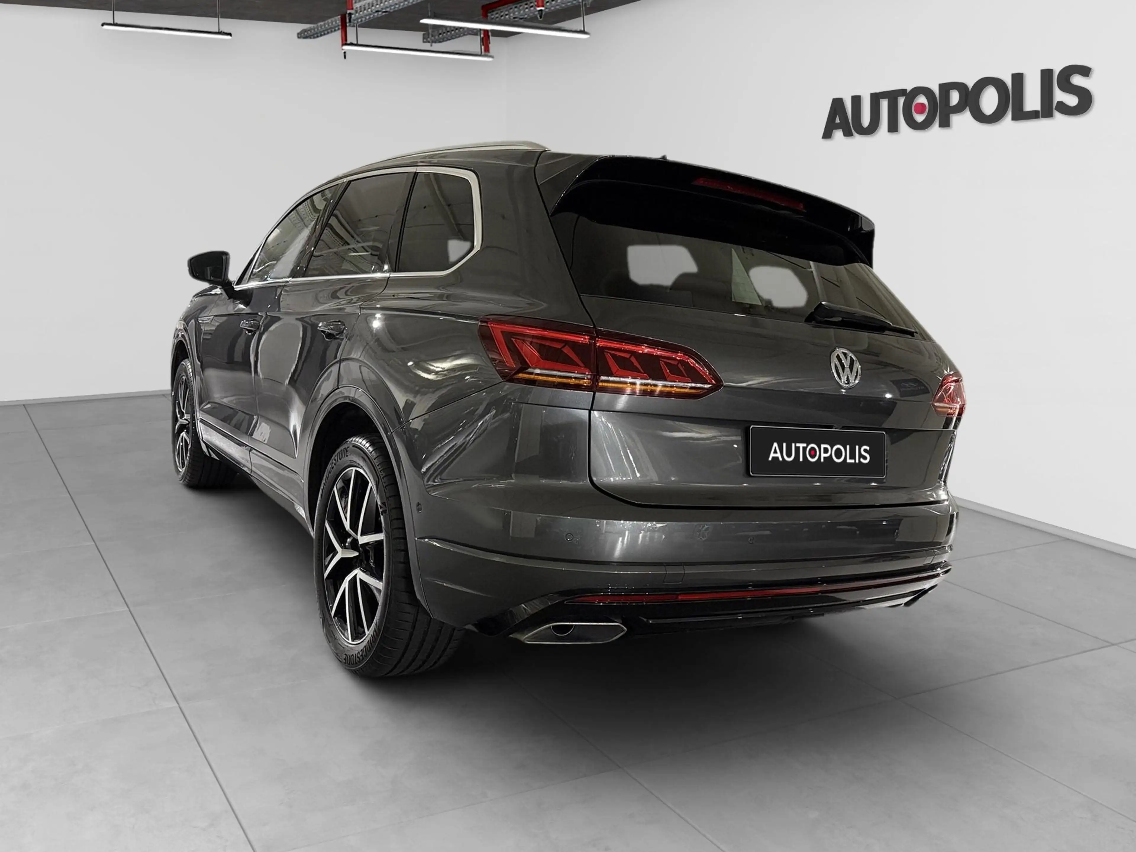 Volkswagen Touareg 3.0 TDI V6 170kW 4Motion — photo 14