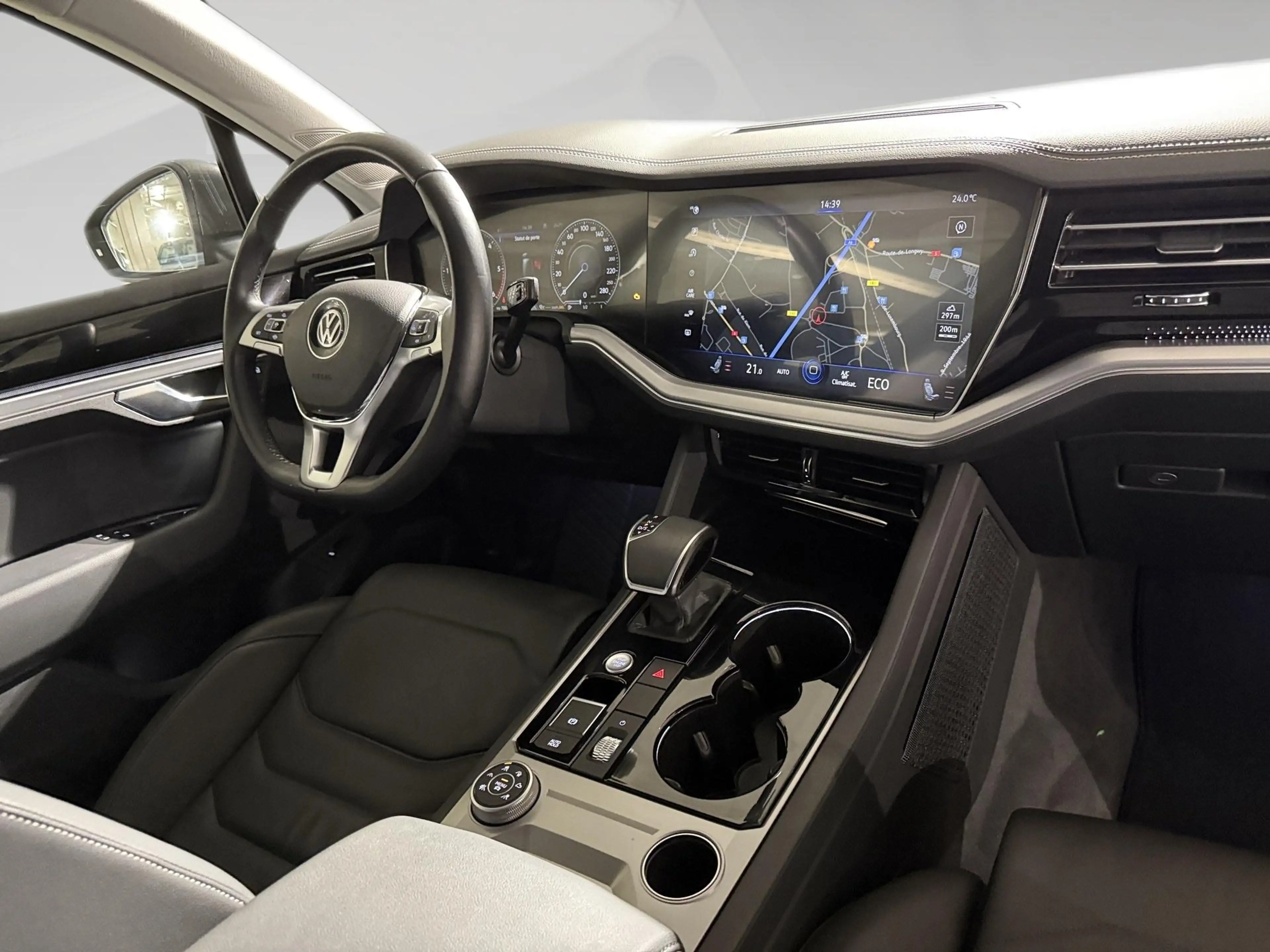 Volkswagen Touareg 3.0 TDI V6 170kW 4Motion — photo 7