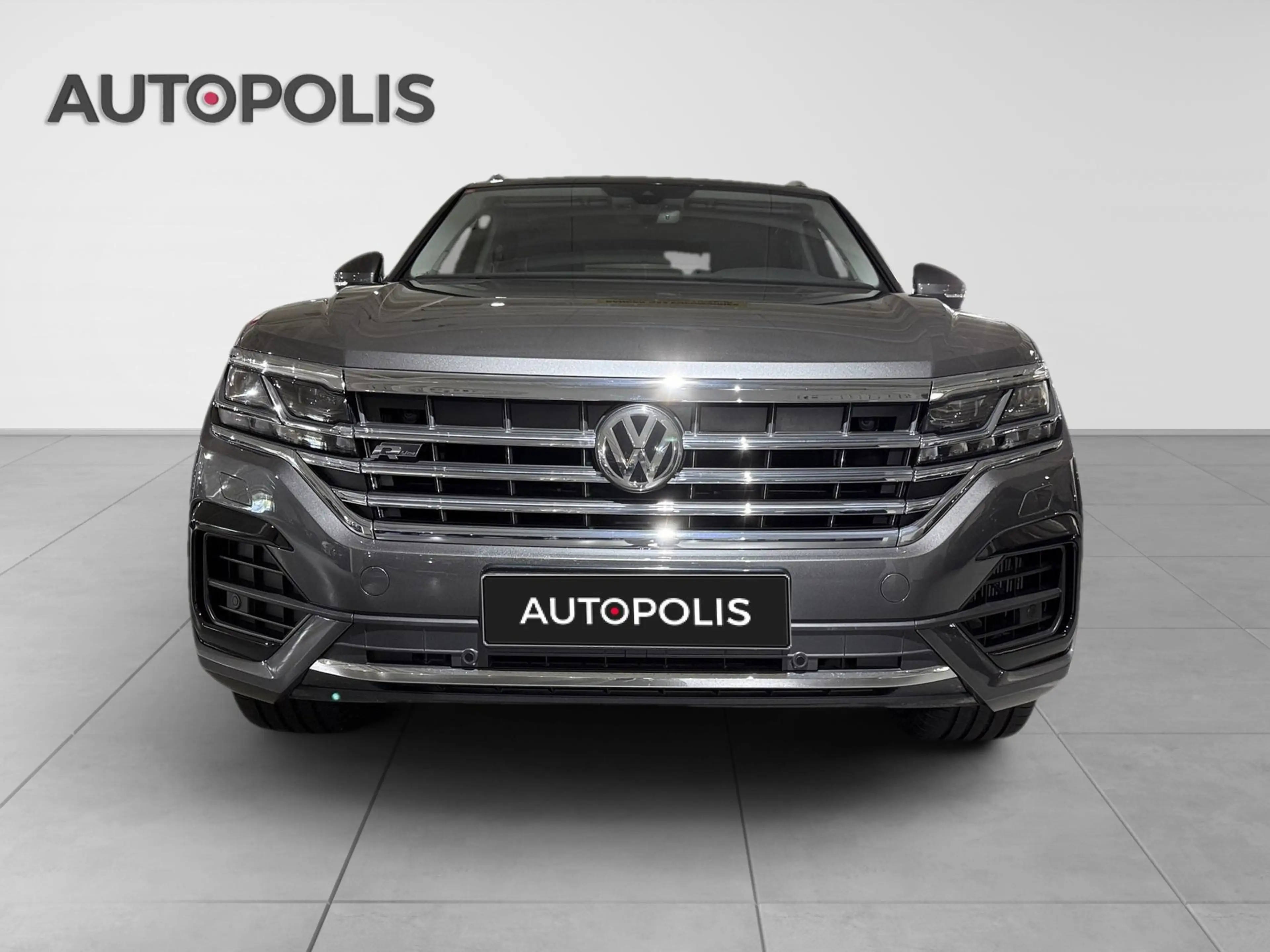 Volkswagen Touareg 3.0 TDI V6 170kW 4Motion — photo 15