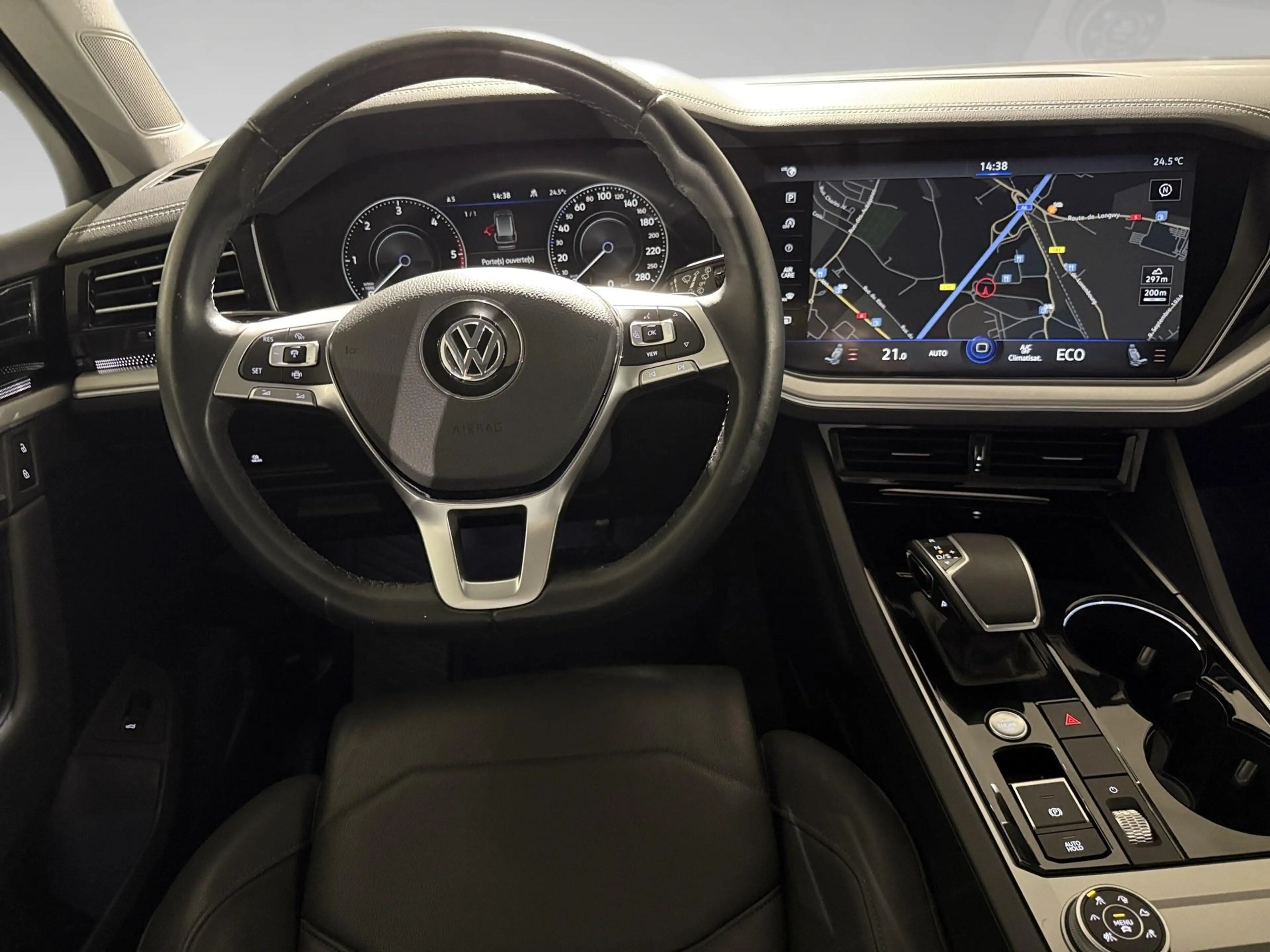 Volkswagen Touareg 3.0 TDI V6 170kW 4Motion — photo 6