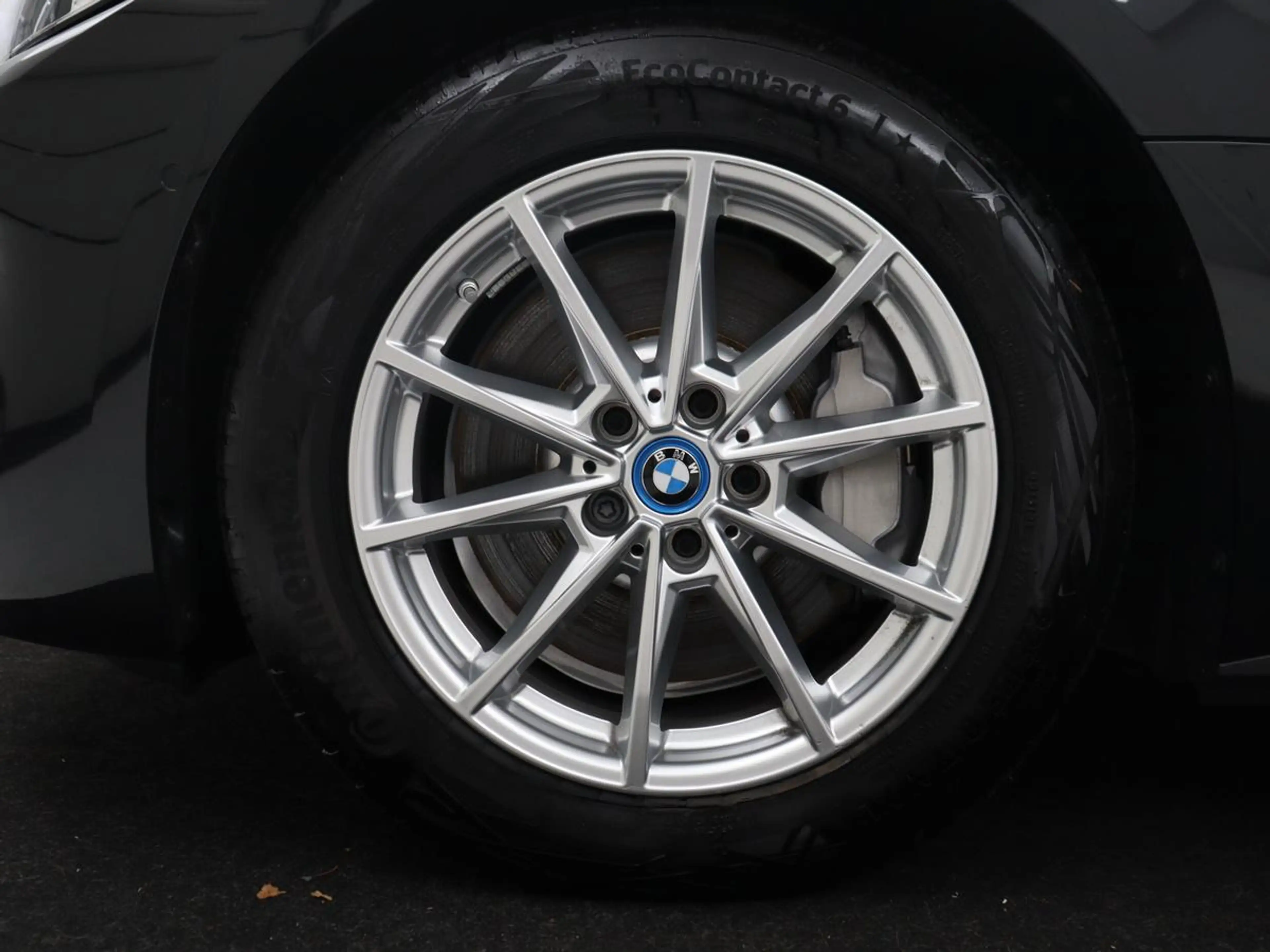 BMW i4 eDrive40 High Executive 84 kWh | SOH 98,7% | Leder — photo 40