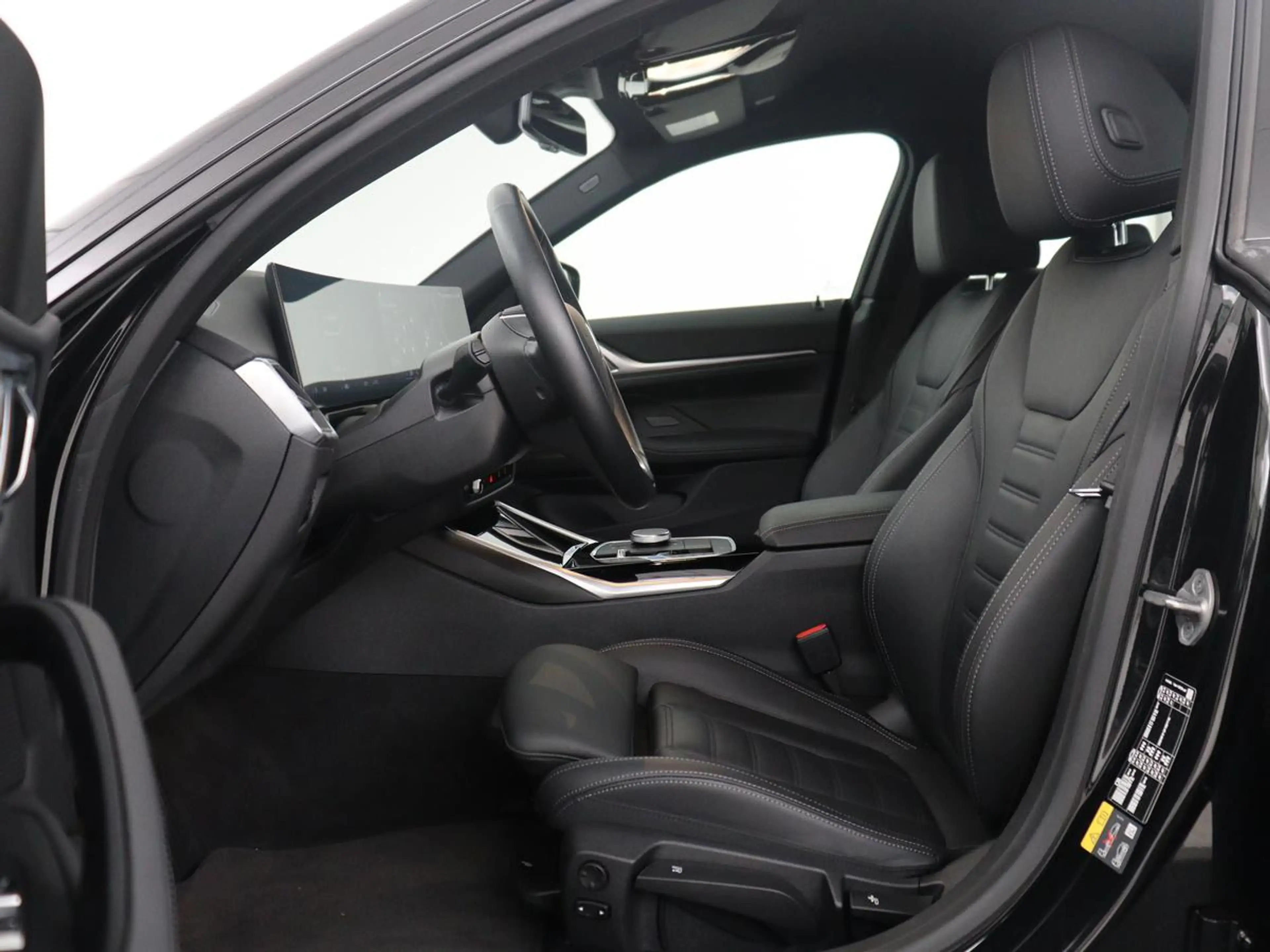 BMW i4 eDrive40 High Executive 84 kWh | SOH 98,7% | Leder — photo 5