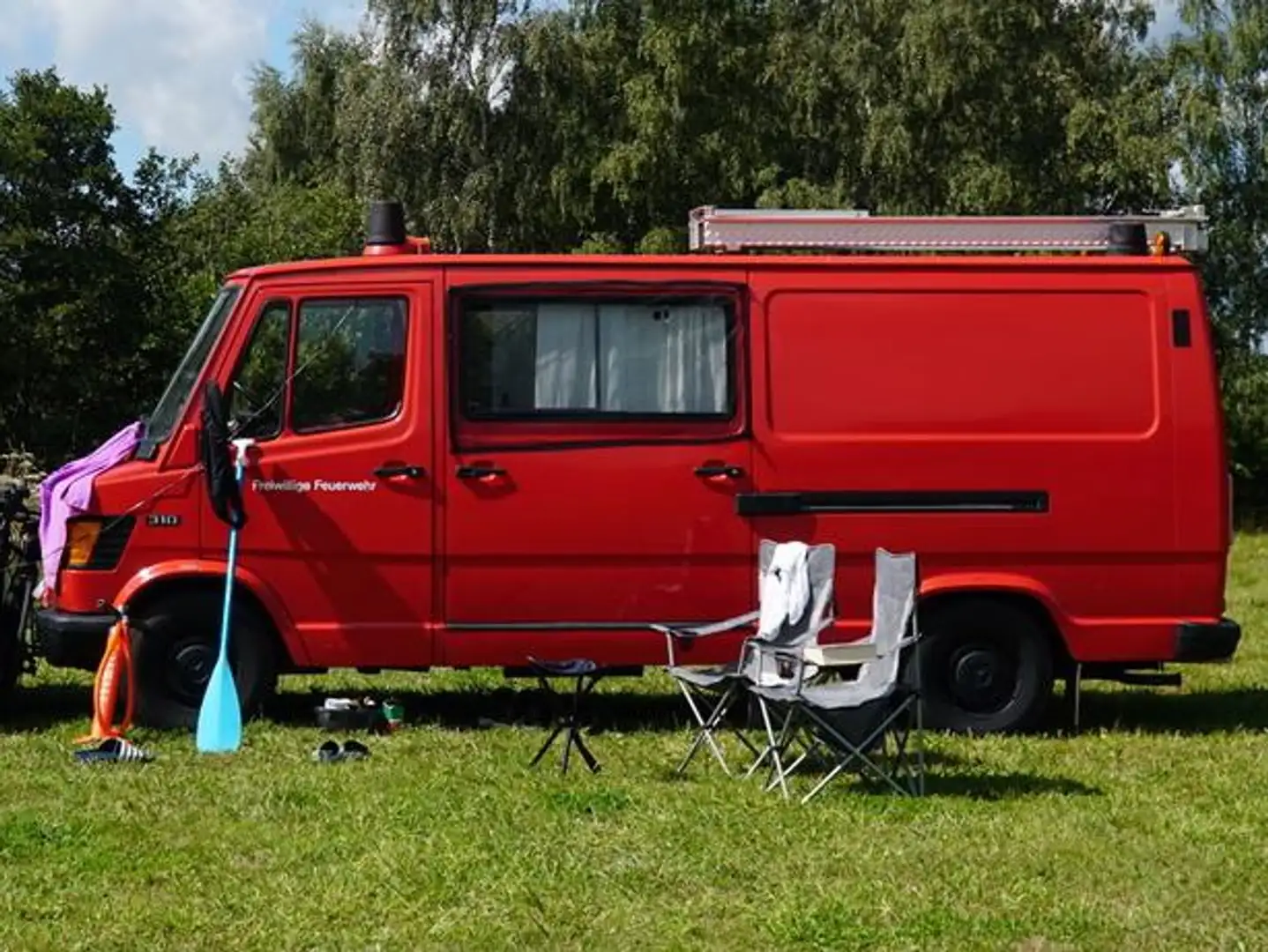 Mercedes-Benz 210/310 Mercedes-Benz Camper-Oldtimer Feuerwehrauto MB 310 Roşu - 1