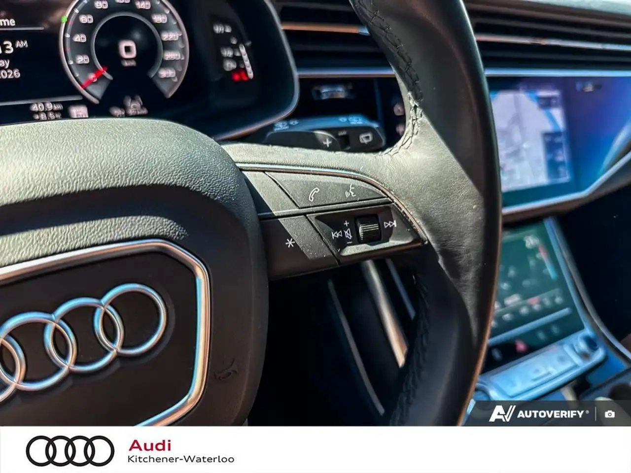 Audi Q7 снимка Audi Q7