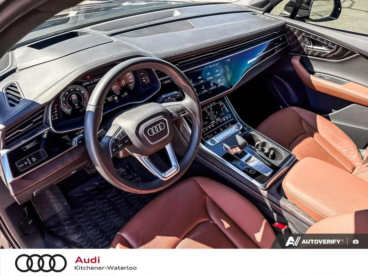 Audi Q7 снимка Audi Q7