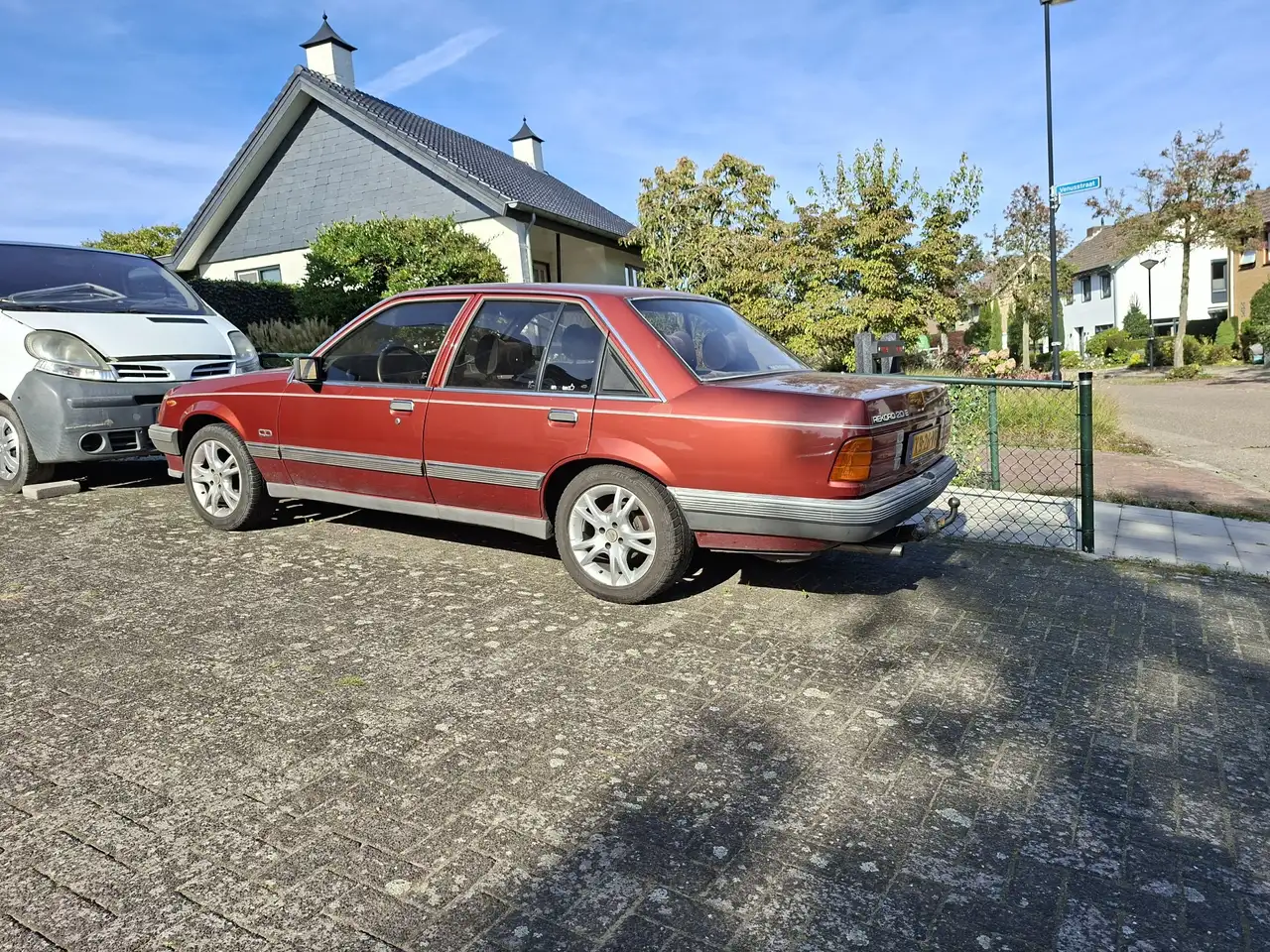 Opel Rekord 2.0 E CD 5bak, foto 5