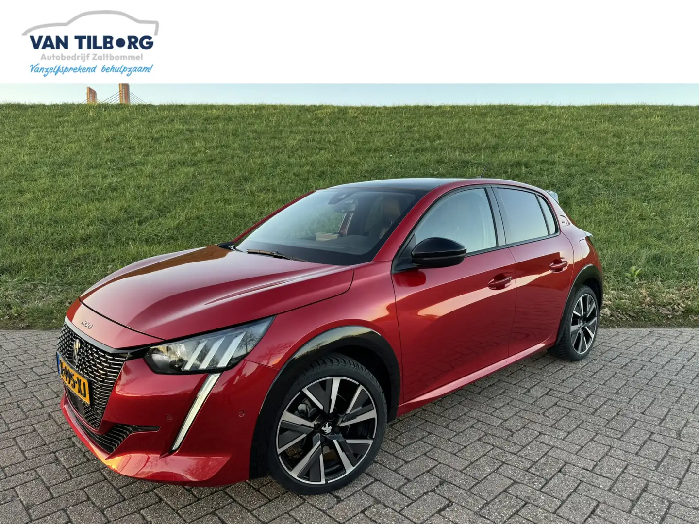 Peugeot 208 1.2 PureTech GT Pack Massagestoel | Stoelverwarmin Rood - 1