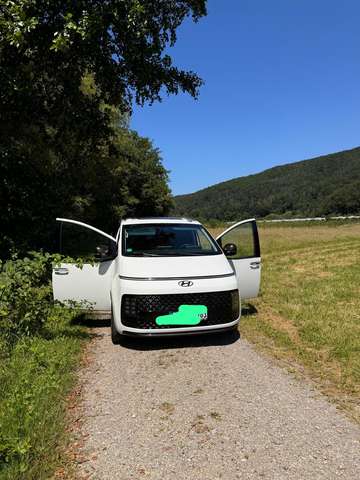 Imagine Hyundai STARIA 2.2 CRDi Allrad Prime