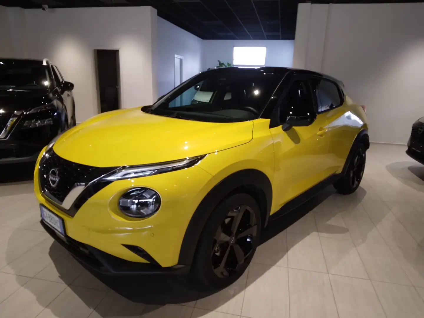 Nissan Juke Juke 1.0 dig-t Tekna 114cv Jaune - 2