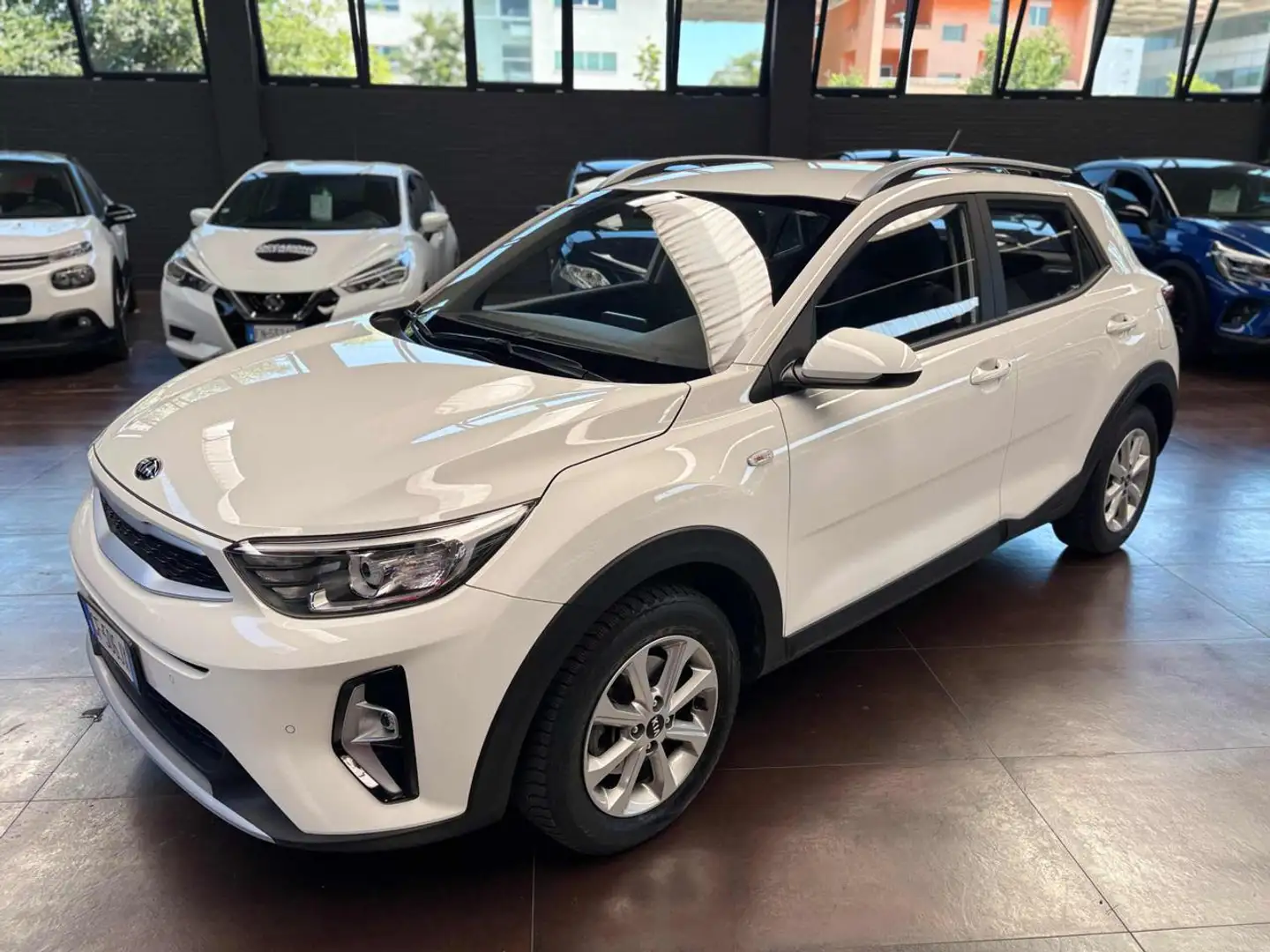 Kia Stonic 1.2 DPI ECO GPL Urban Bianco - 2