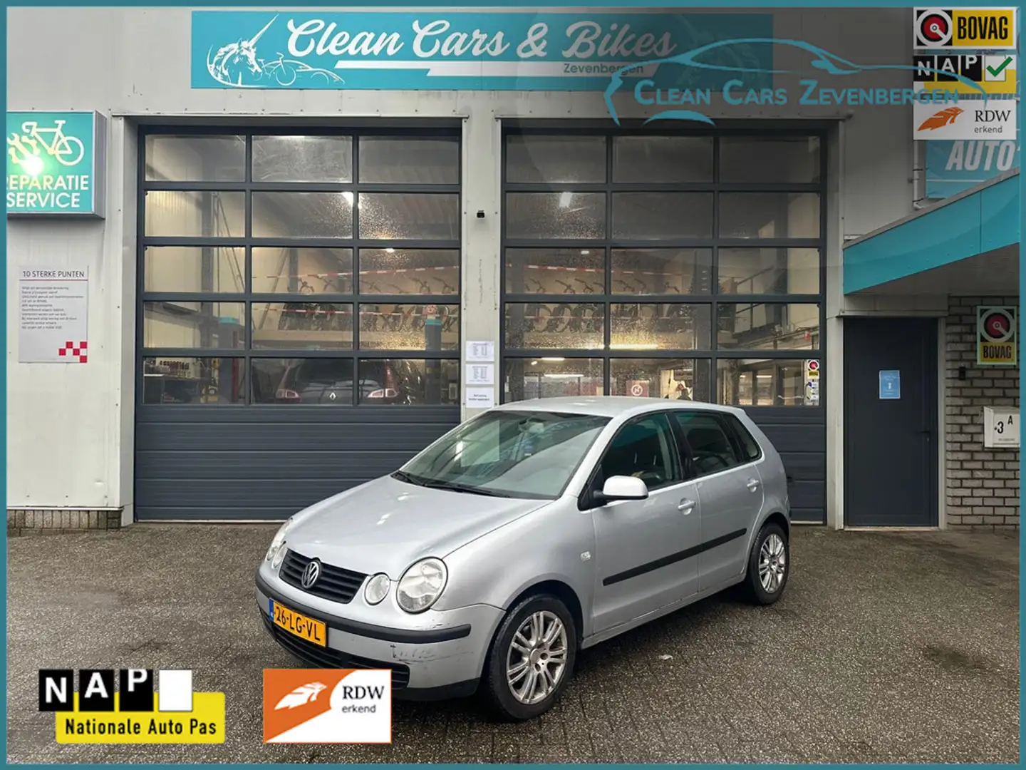 Volkswagen Polo 1.4-16V Comfortline Grijs - 1