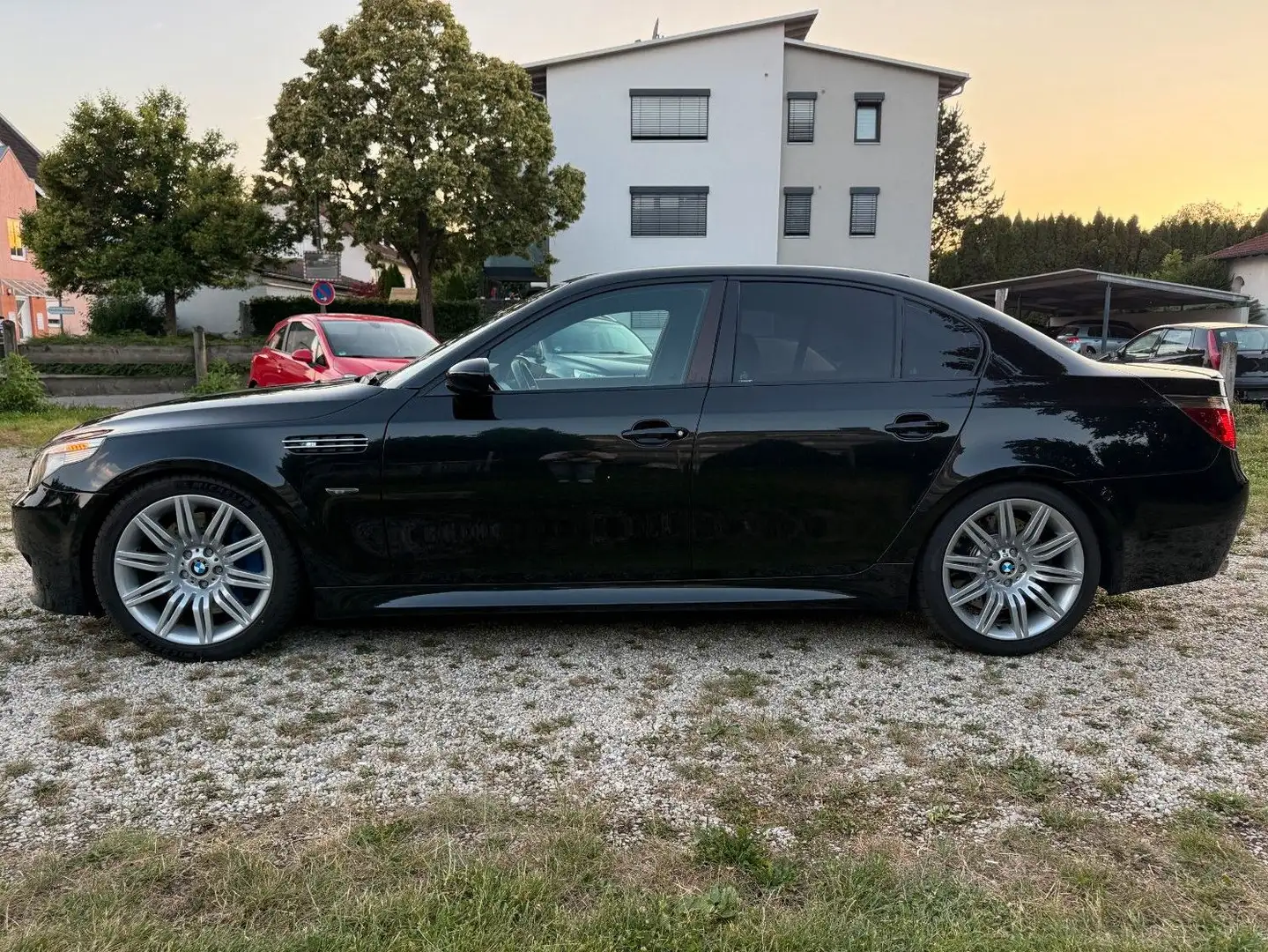 BMW M5 5.0 V10 Limousine Aut. Nero - 2