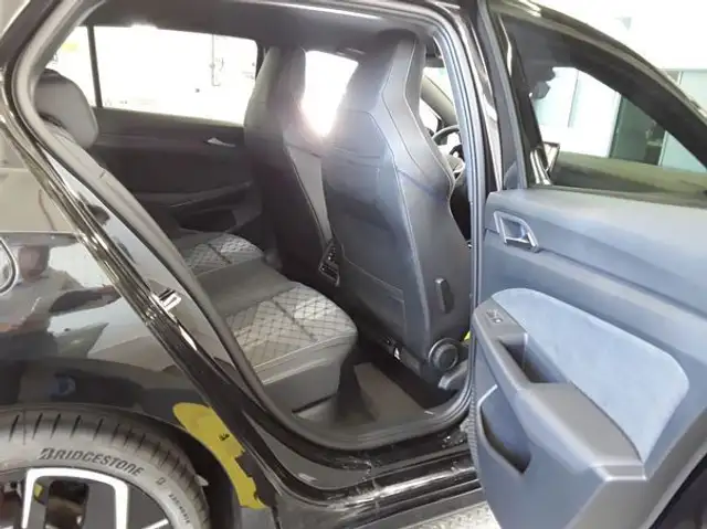 Volkswagen Golf view 7