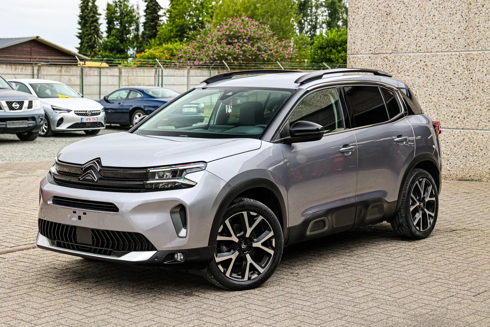 Citroen C5 Aircross SHINE-UITVOERING*LEDER*ELECT-ZETELS*CAMERA*NAVIGAT Zilver - 1