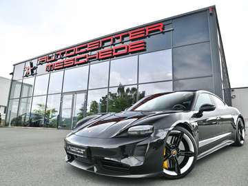 Turbo S Sport-Design-Paket Carbon* 21 *