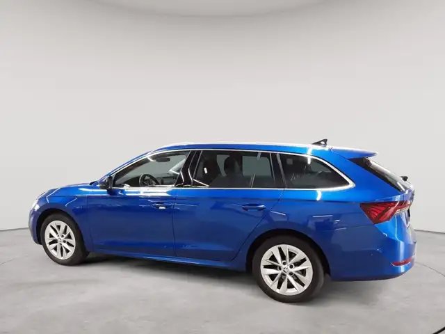 Skoda Octavia view 6