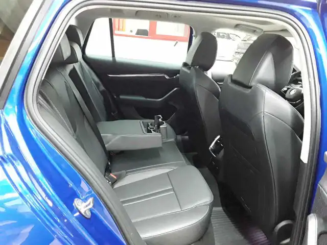 Skoda Octavia view 14