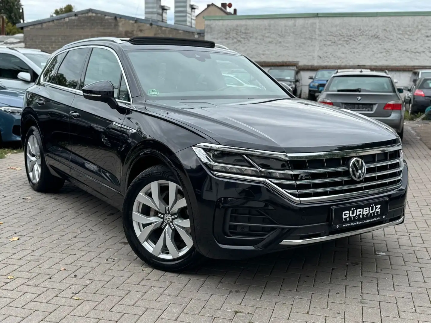 Volkswagen Touareg R-Line 4Motion Pano+HUD*AIr* Schwarz - 1