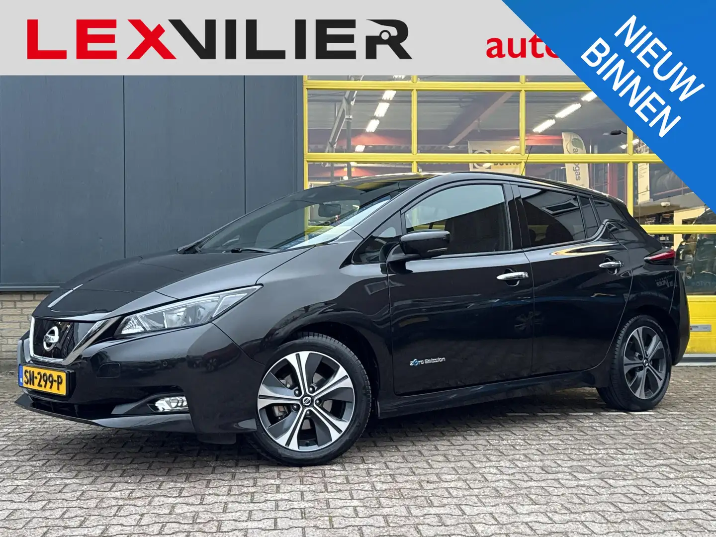 Nissan Leaf 2.ZERO EDITION 40 kWh Incl Bovag garantie Zwart - 1