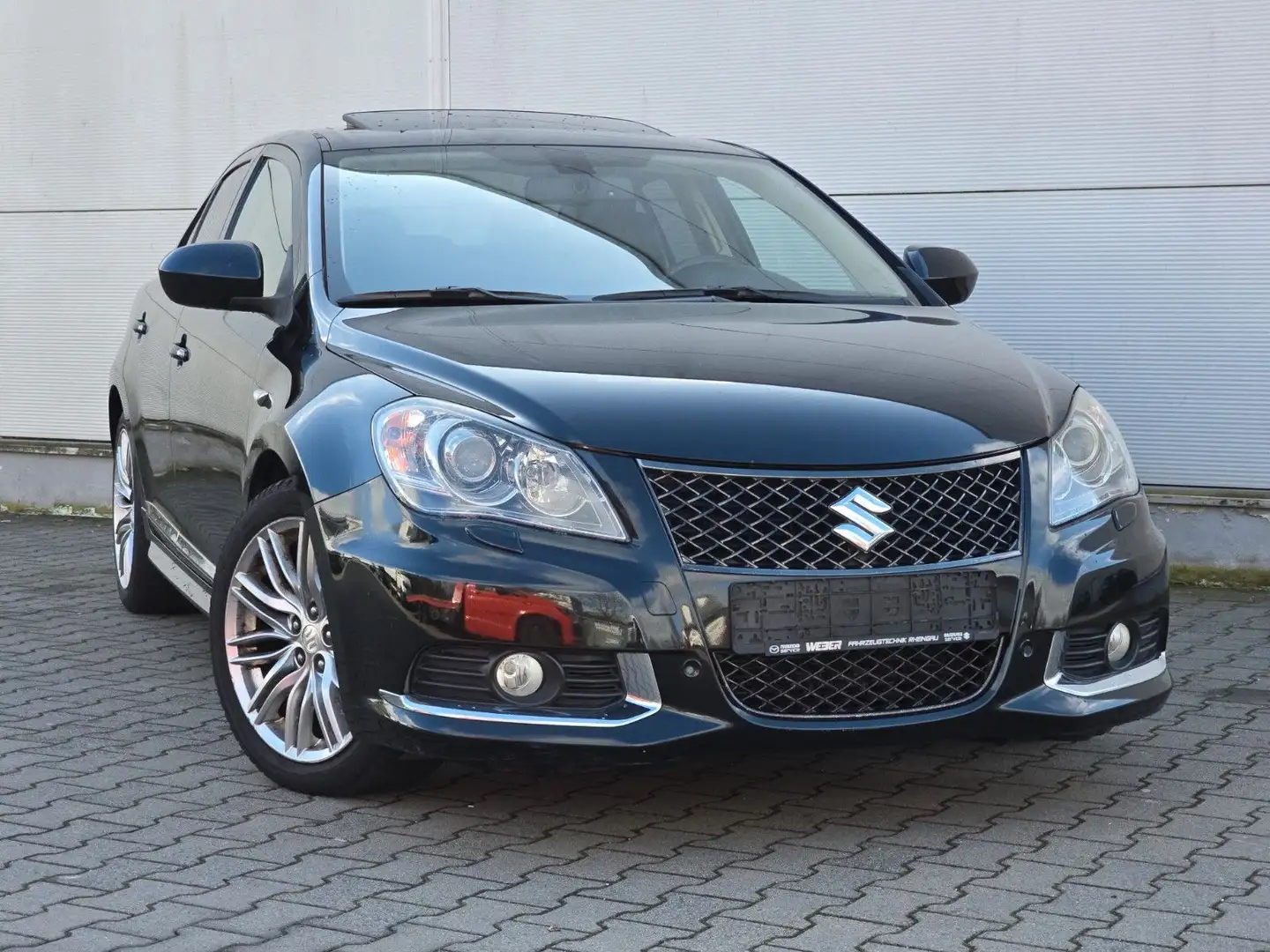 Suzuki Kizashi Sport 4x4 (Automatik/Allrad/1-Hand) Schwarz - 1