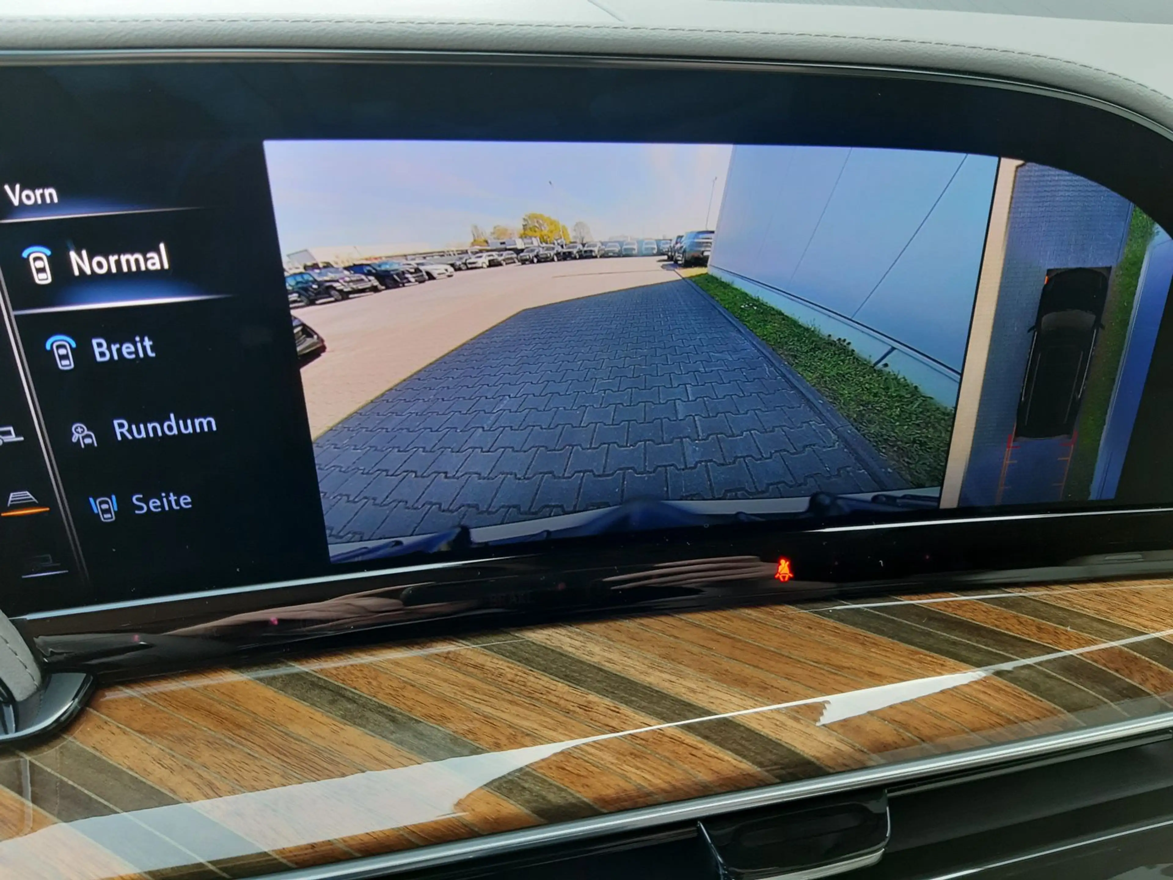 Cadillac Escalade Sport Platinum 6.2 V8 | Night Vision — photo 26