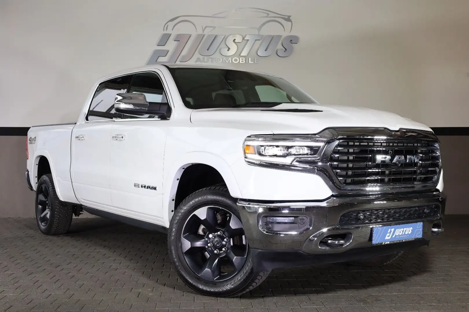 Dodge RAM 3.0 LimitedLonghorn CrewCab/360*/ACC/PANO/R20 Weiß - 1