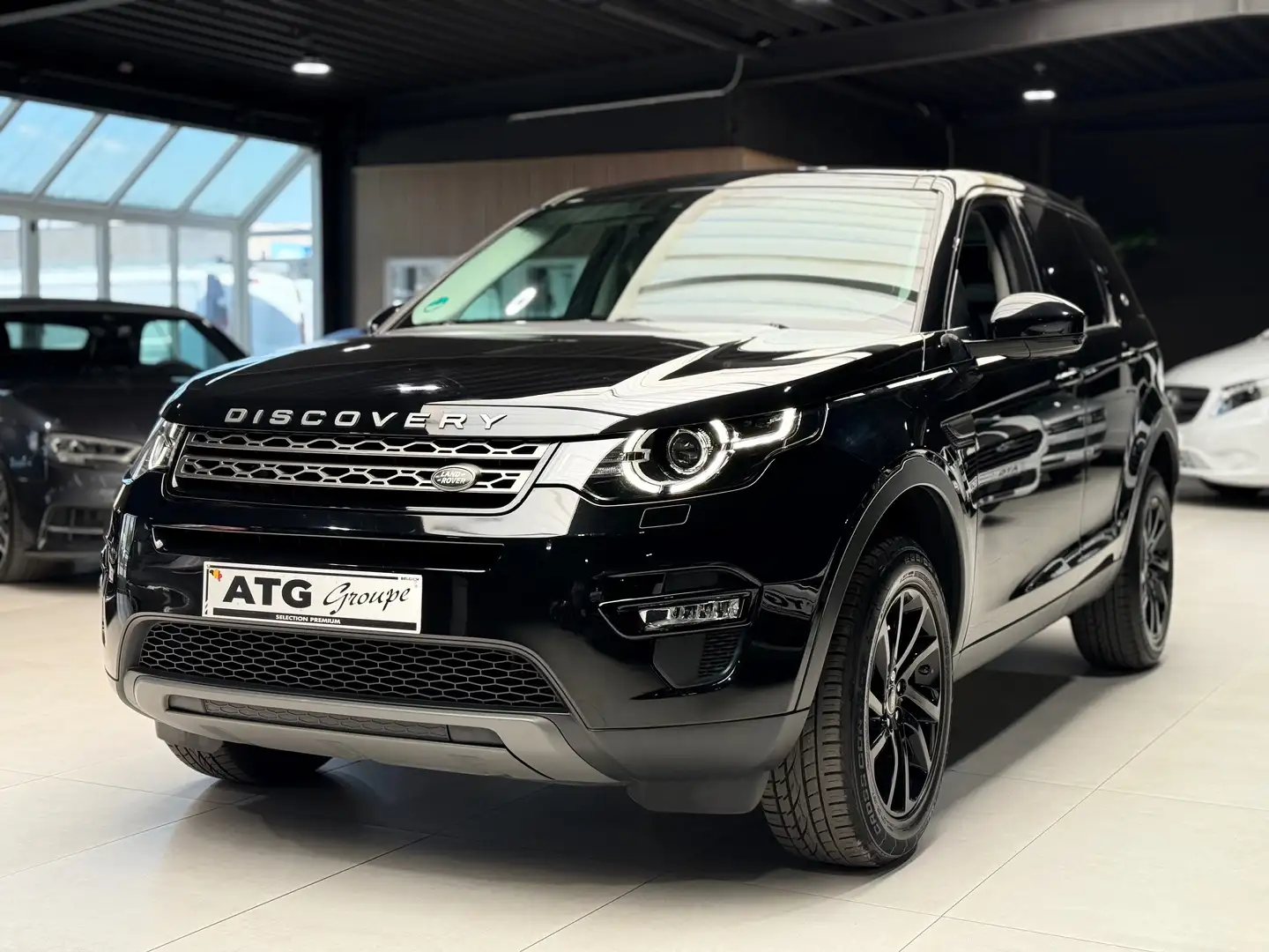 Land Rover Discovery Sport 2.0 TD4 150CV TOIT PANO GPS CUIR XENON SG CHAUFF Negro - 1