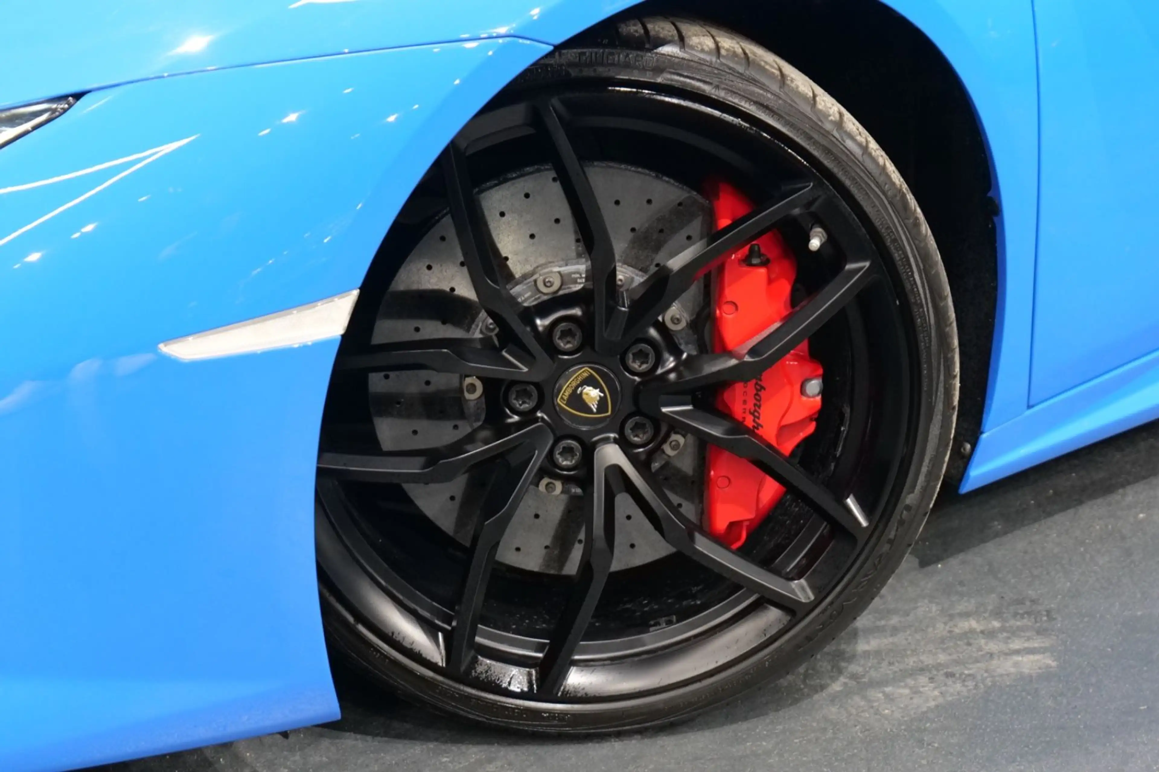 Lamborghini Huracán LP610-4 Spyder *Kamera*Lift*Keramik* — photo 9