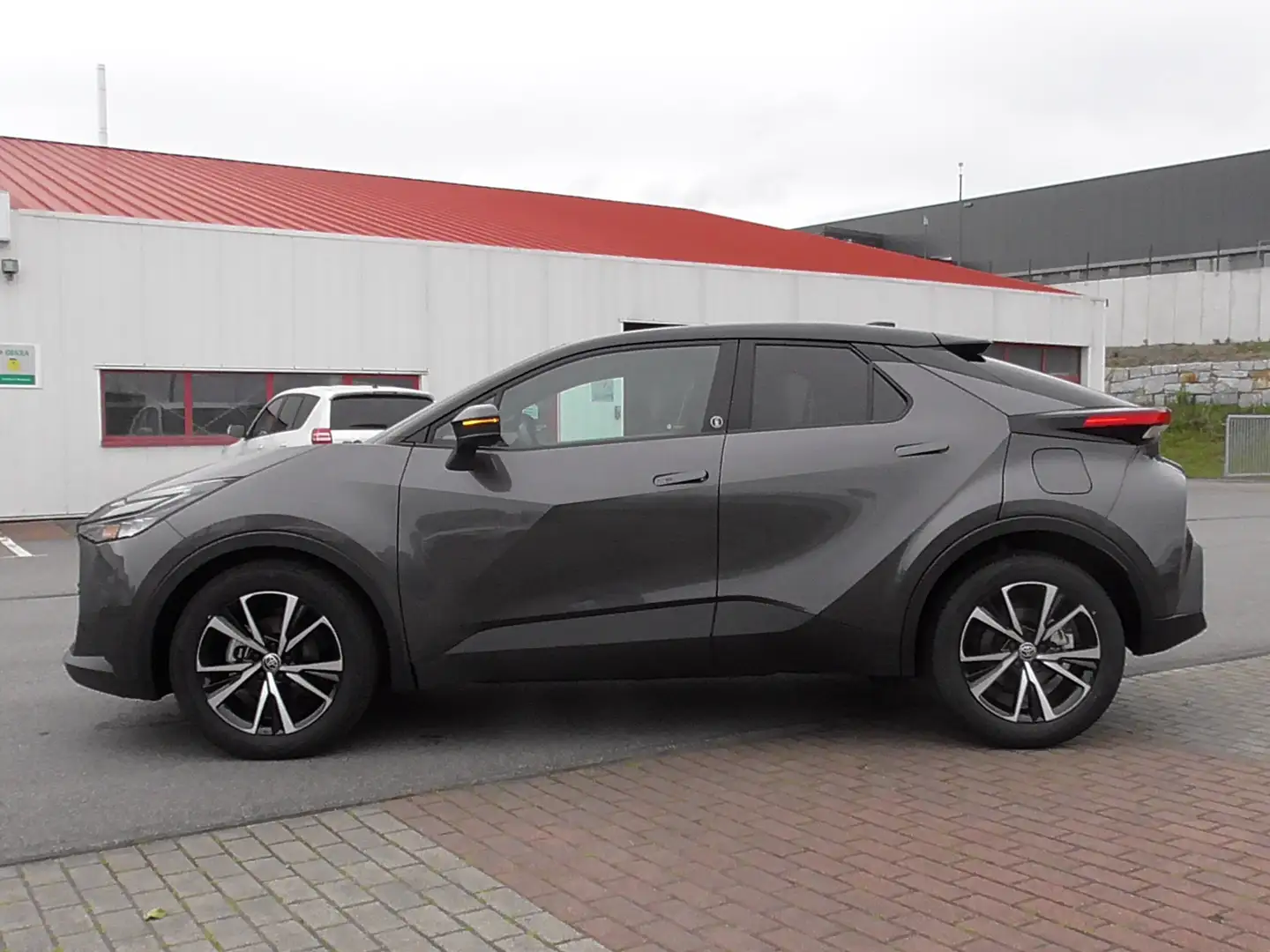Toyota C-HR 1.8 Hybrid Teamplayer Gris - 1