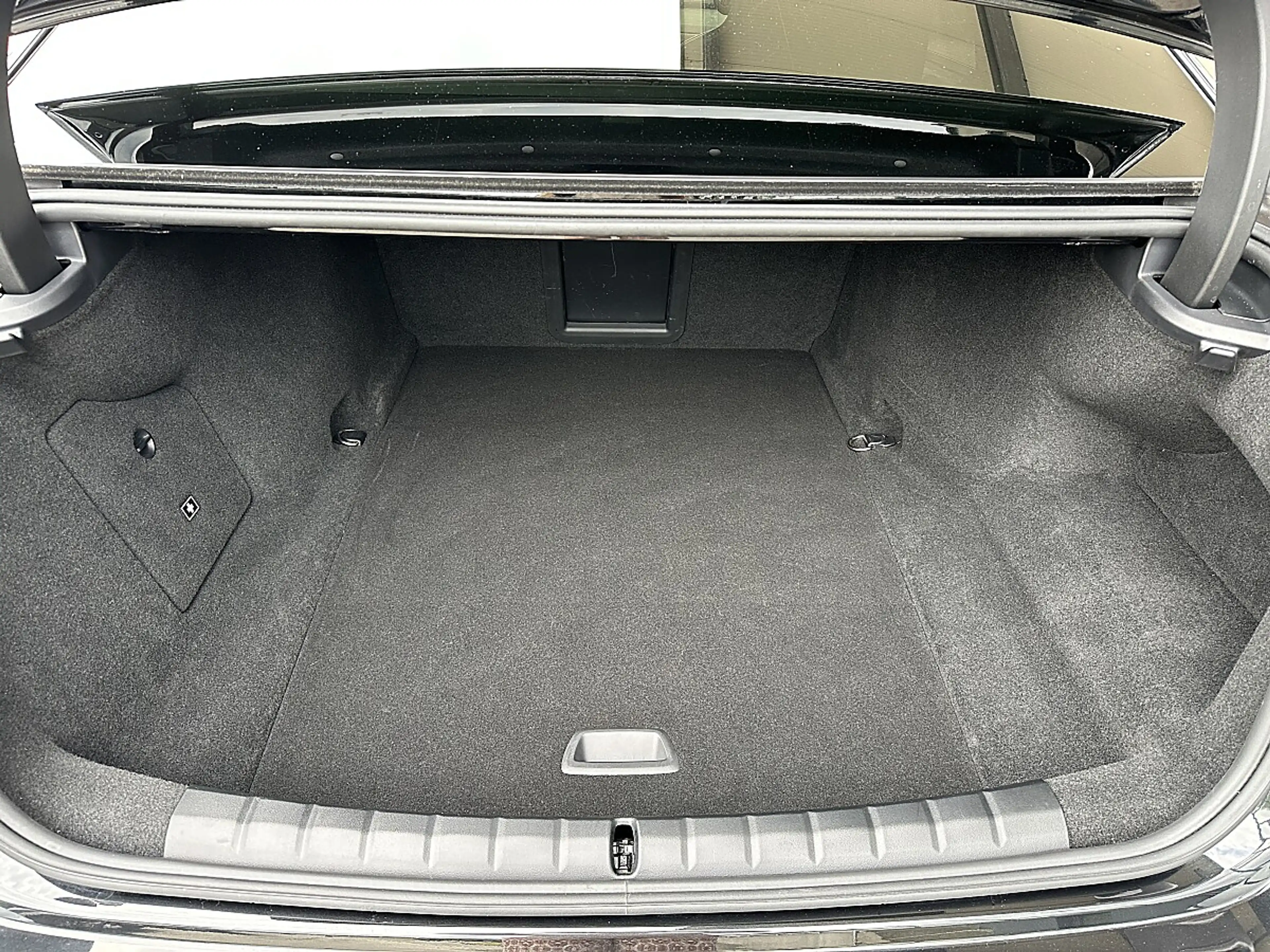 BMW i7 xDrive60 M-Paket PRO !!!MEGAVOLL!!! — photo 13