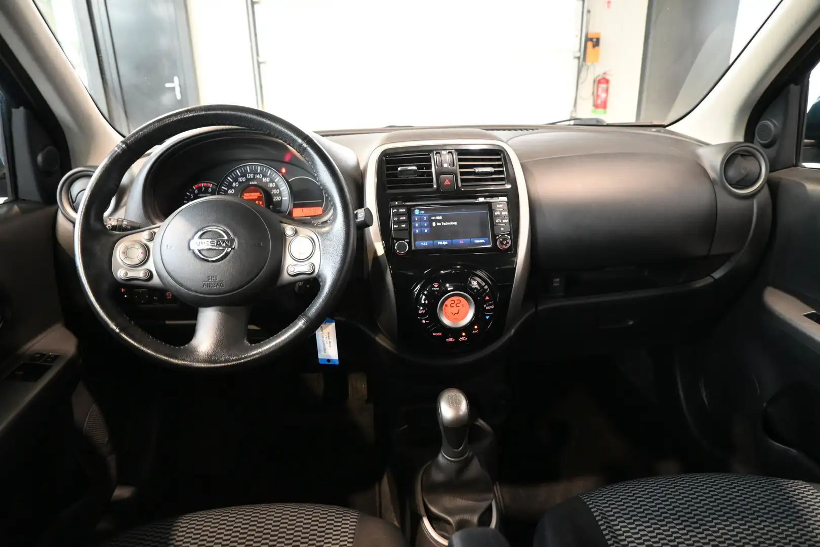 Nissan Micra 1.2 DIG-S Connect Edition Clima Navigatie Goed Ond Azul - 2